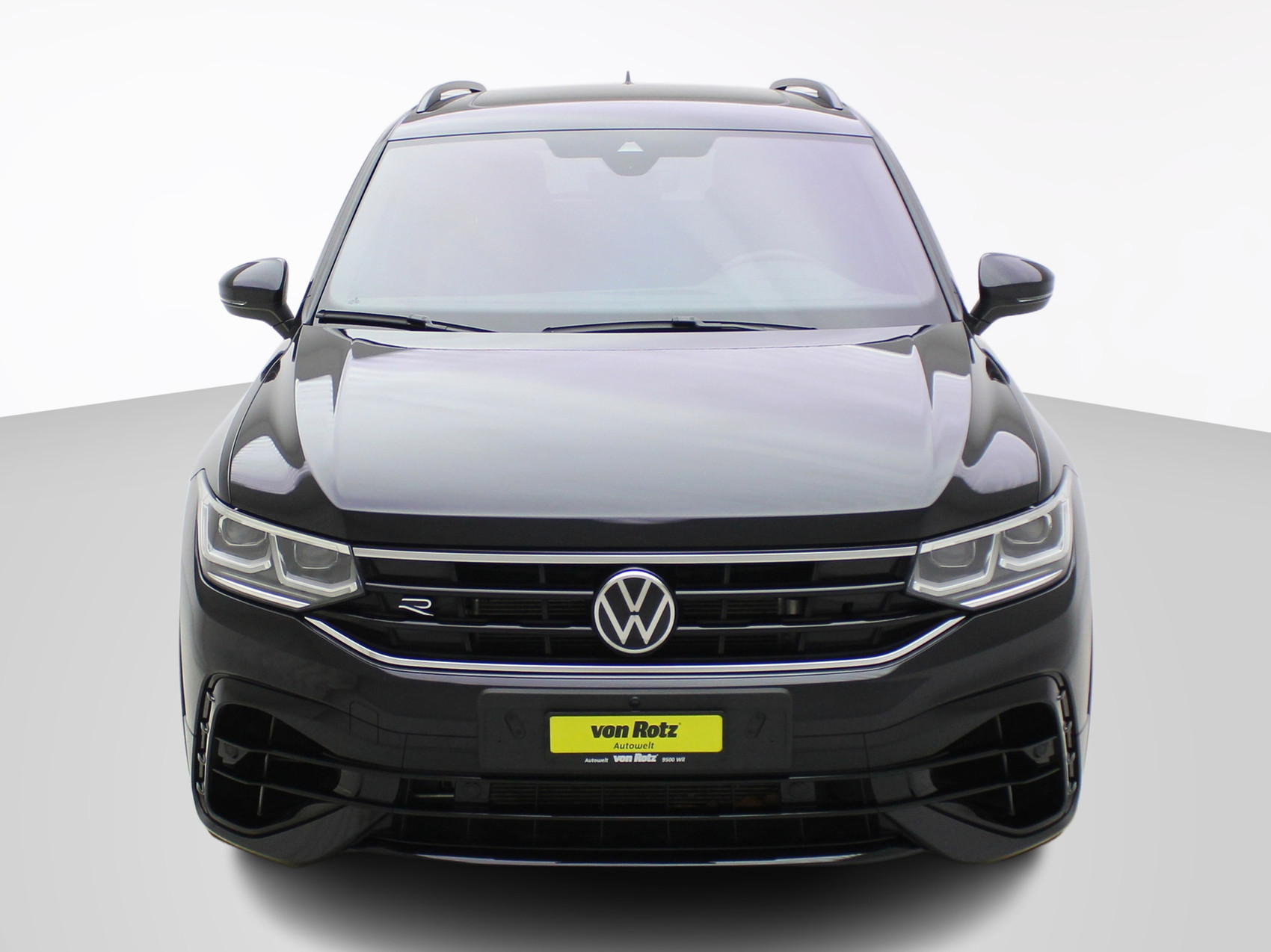 VW Tiguan 2.0 TSI DSG R-Performance (Akrapovic) **Werksgarantie bis 07/26**