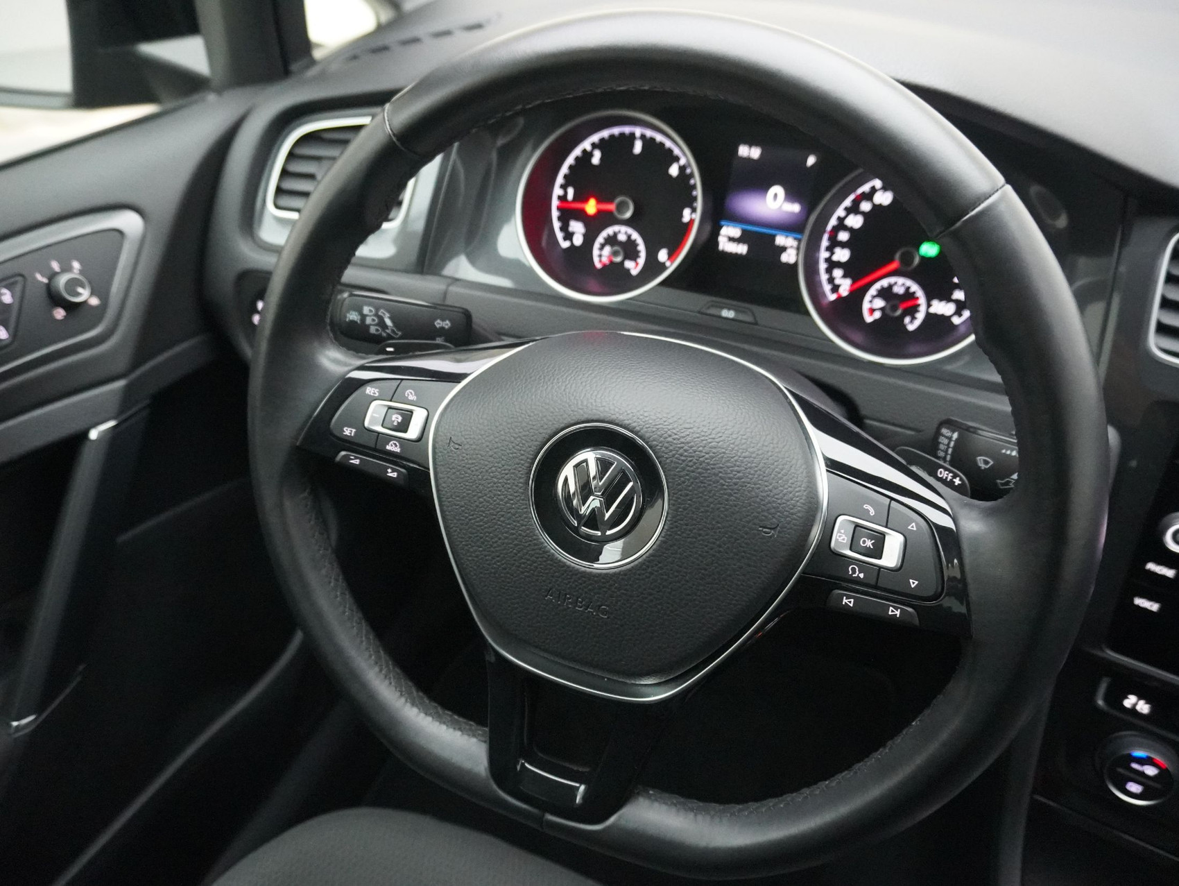VW Golf VII Variant 2.0 TDI DSG Comfortline 4Motion