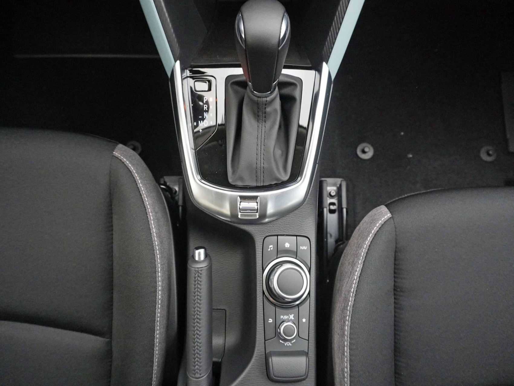 MAZDA 2 1.5 90 Exclusive-Line