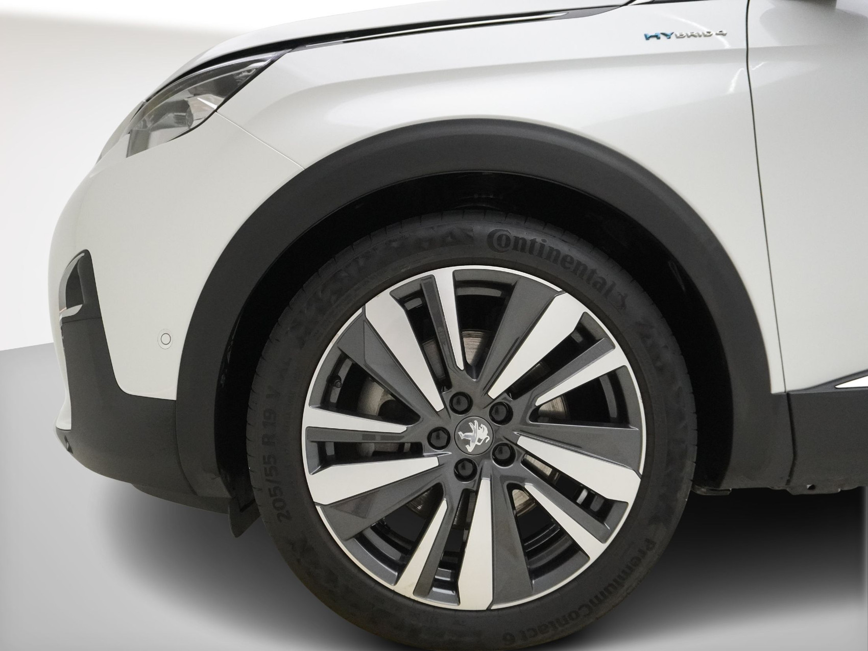 PEUGEOT 3008 1.6 Plug-in Hybrid4 GT