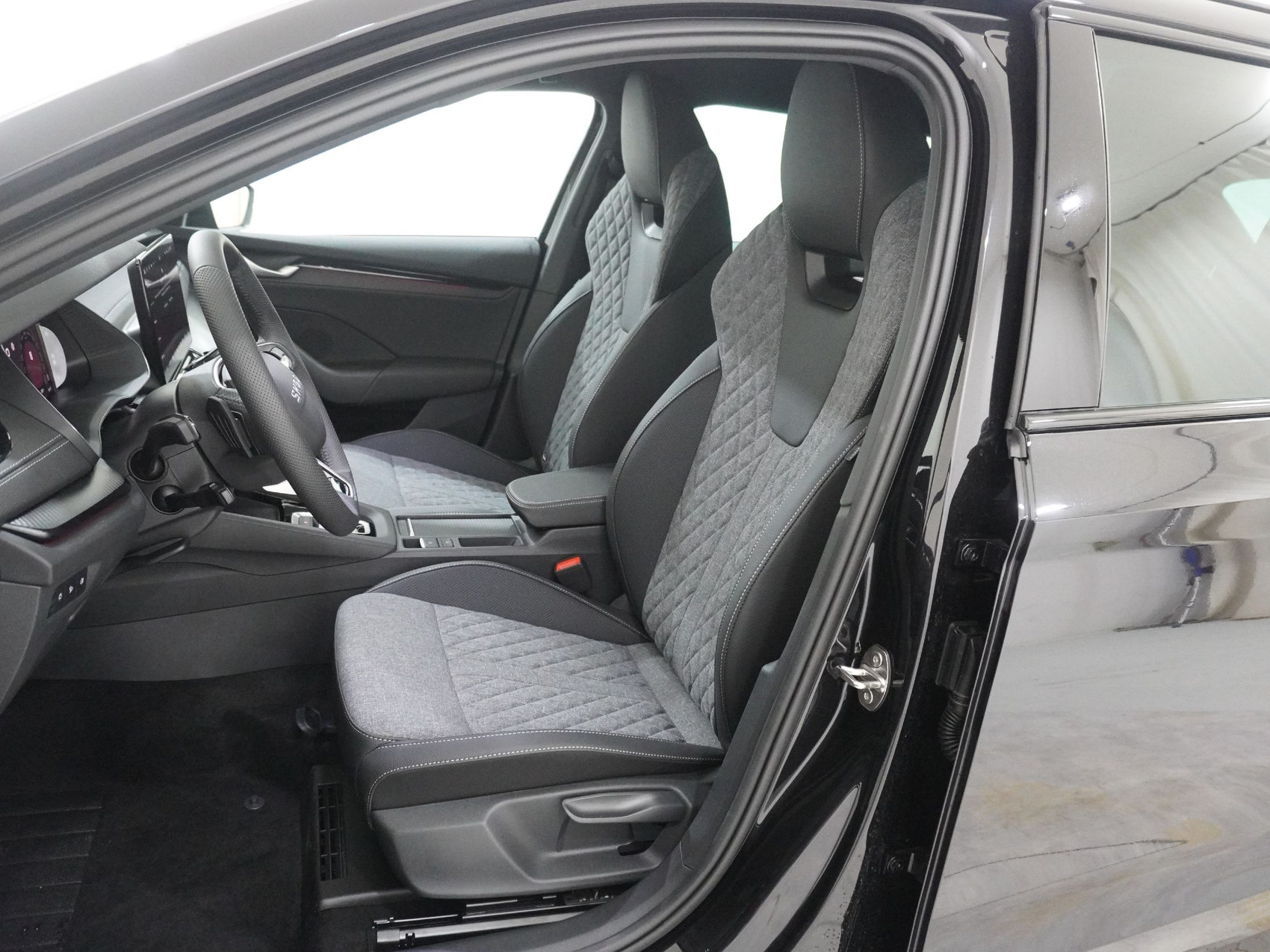SKODA Octavia 1.5 TSI mHEV SportLine DSG