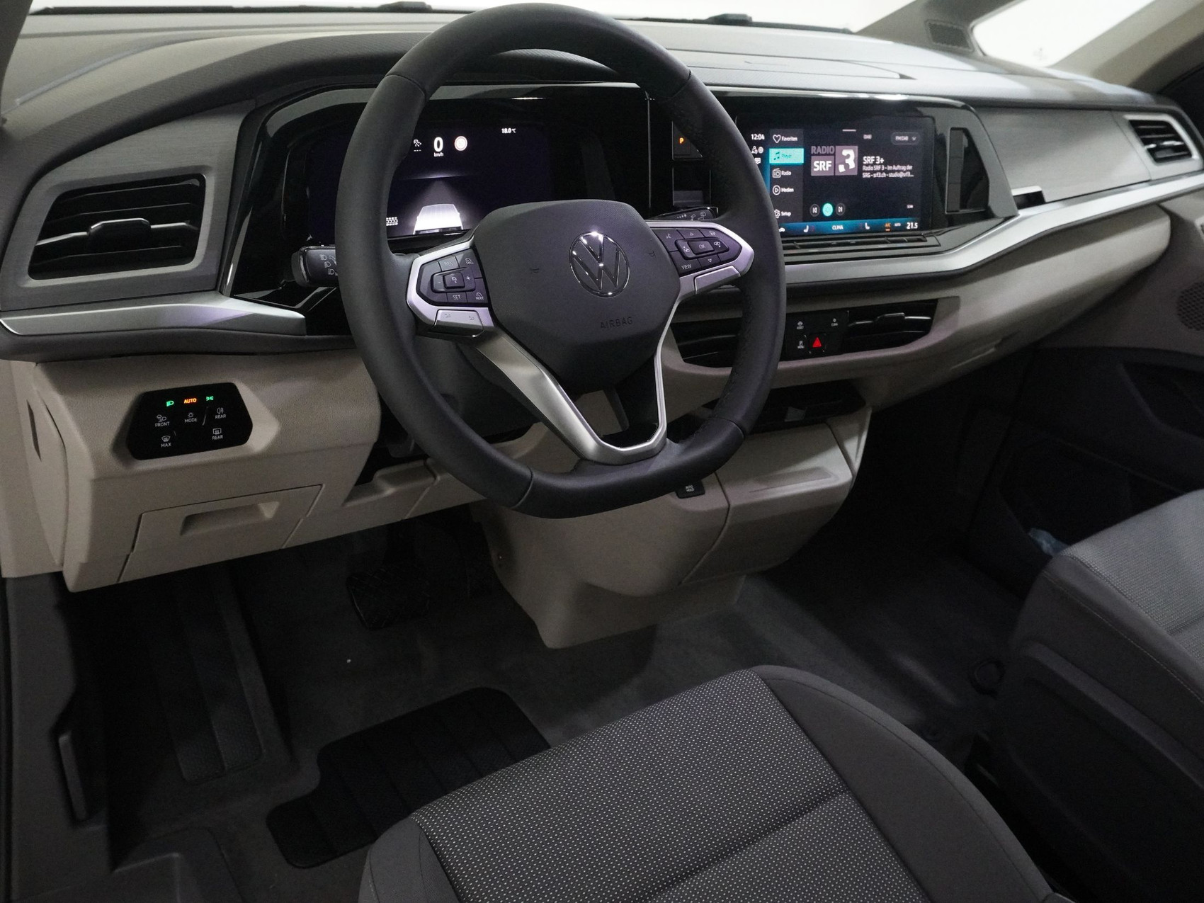VW Multivan lang 2.0 TDI Life Edition-DSG