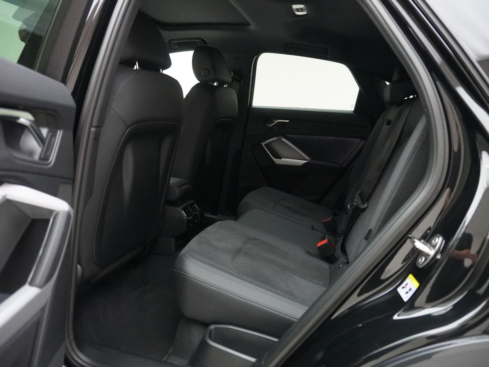 AUDI Q3 Sportback 40 TFSI S line quattro S-Tronic **Audi Garantie bis 07.2029**