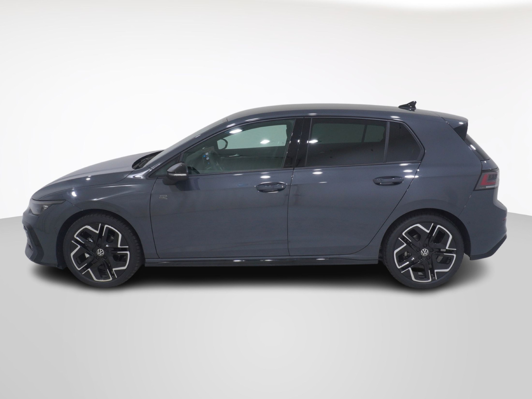 VW Golf VIII 1.5 eTSI R-Line DSG
