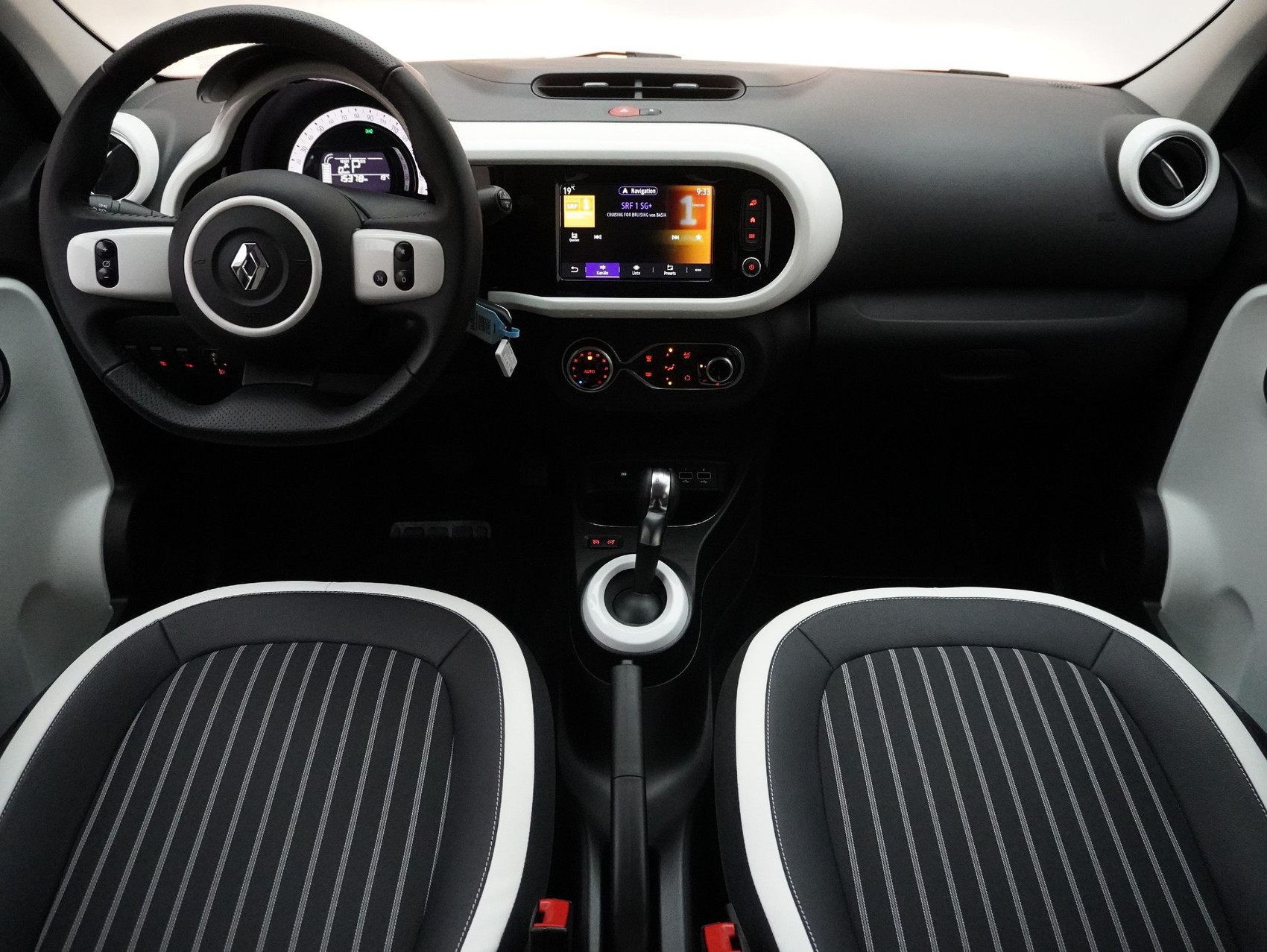 RENAULT Twingo techno