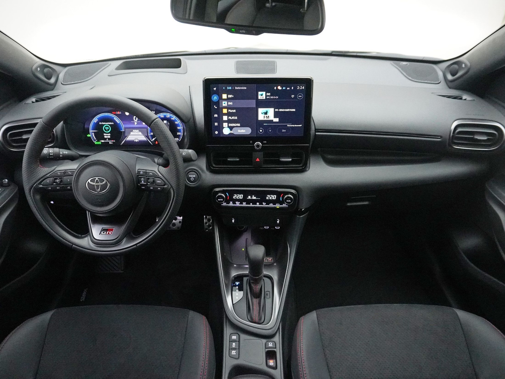 TOYOTA Yaris 1.5 VVT-i HSD GR Sport