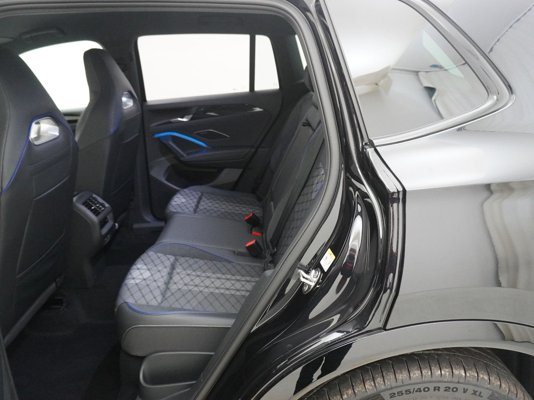 VW Tiguan 2.0 TDI R-Line 4motion