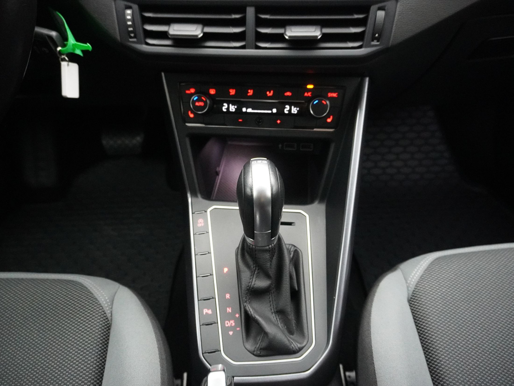 VW Polo 1.0 TSI DSG Highline