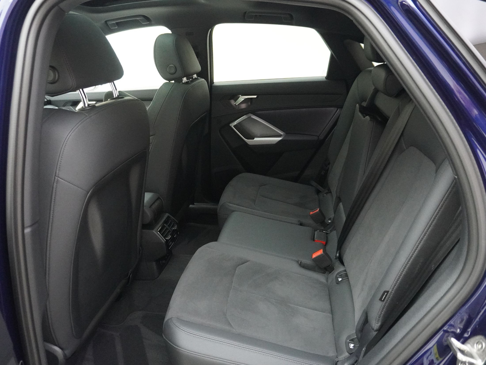 AUDI Q3 Sportback 40 TFSI S line quattro S-Tronic **Audi Garantie bis 07.2029**