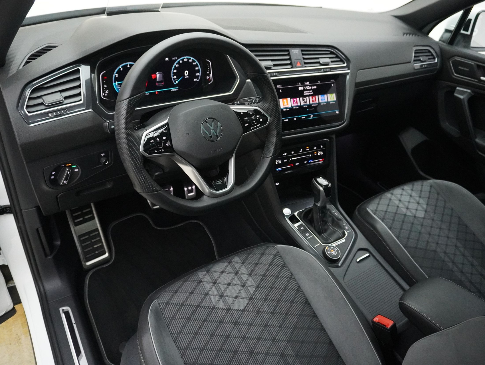 VW Tiguan Allspace 2.0 TSI DSG R-Line 4Motion