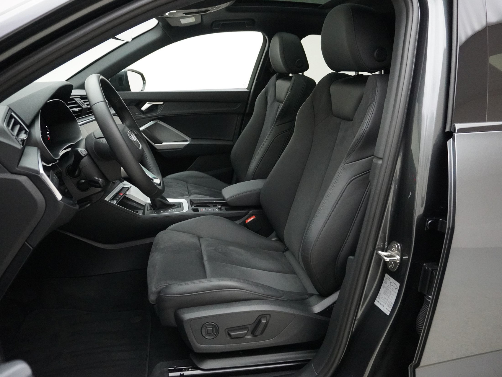 AUDI Q3 Sportback 40 TFSI S line quattro S-Tronic **Audi Garantie bis 07.2029**