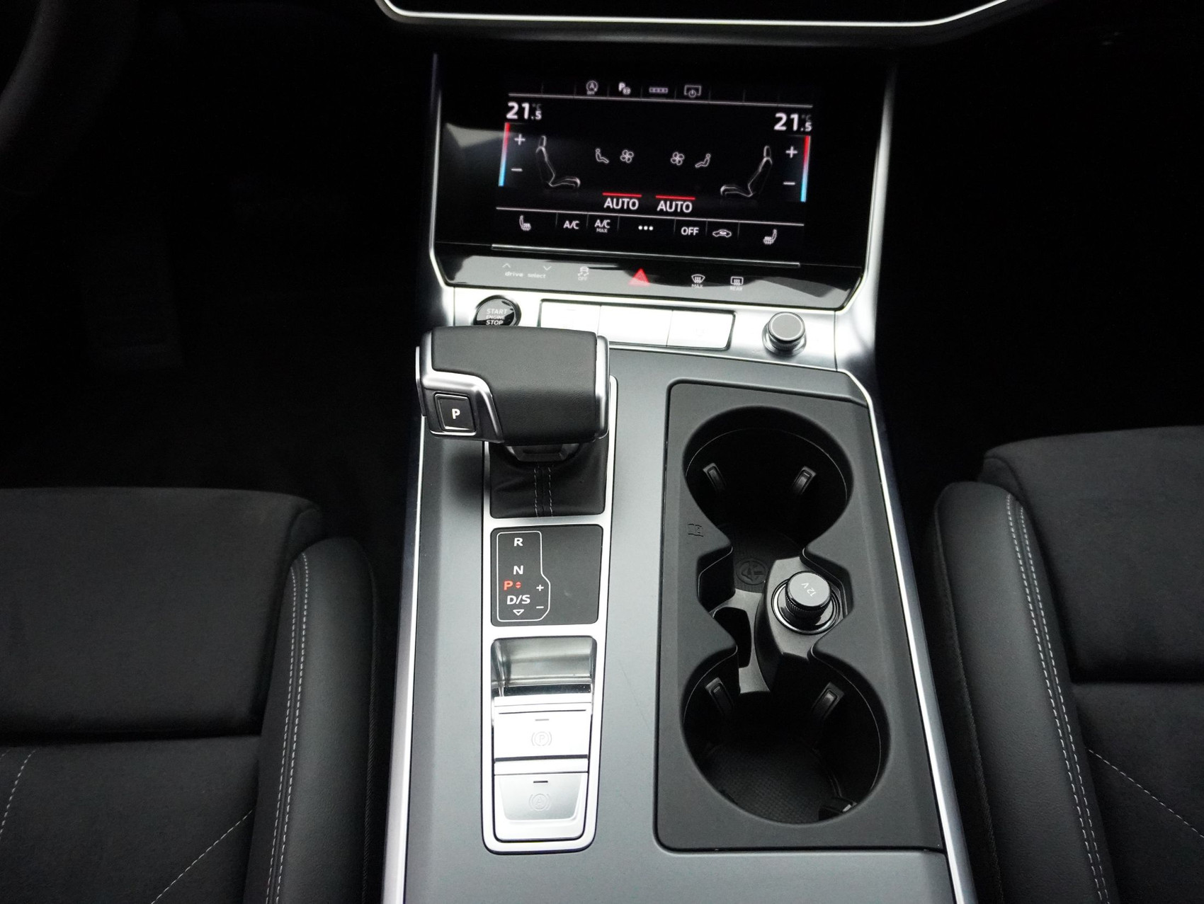 AUDI A6 Avant 45 TDI S line quattro S-Tronic **Audi Garantie bis 08.2029**