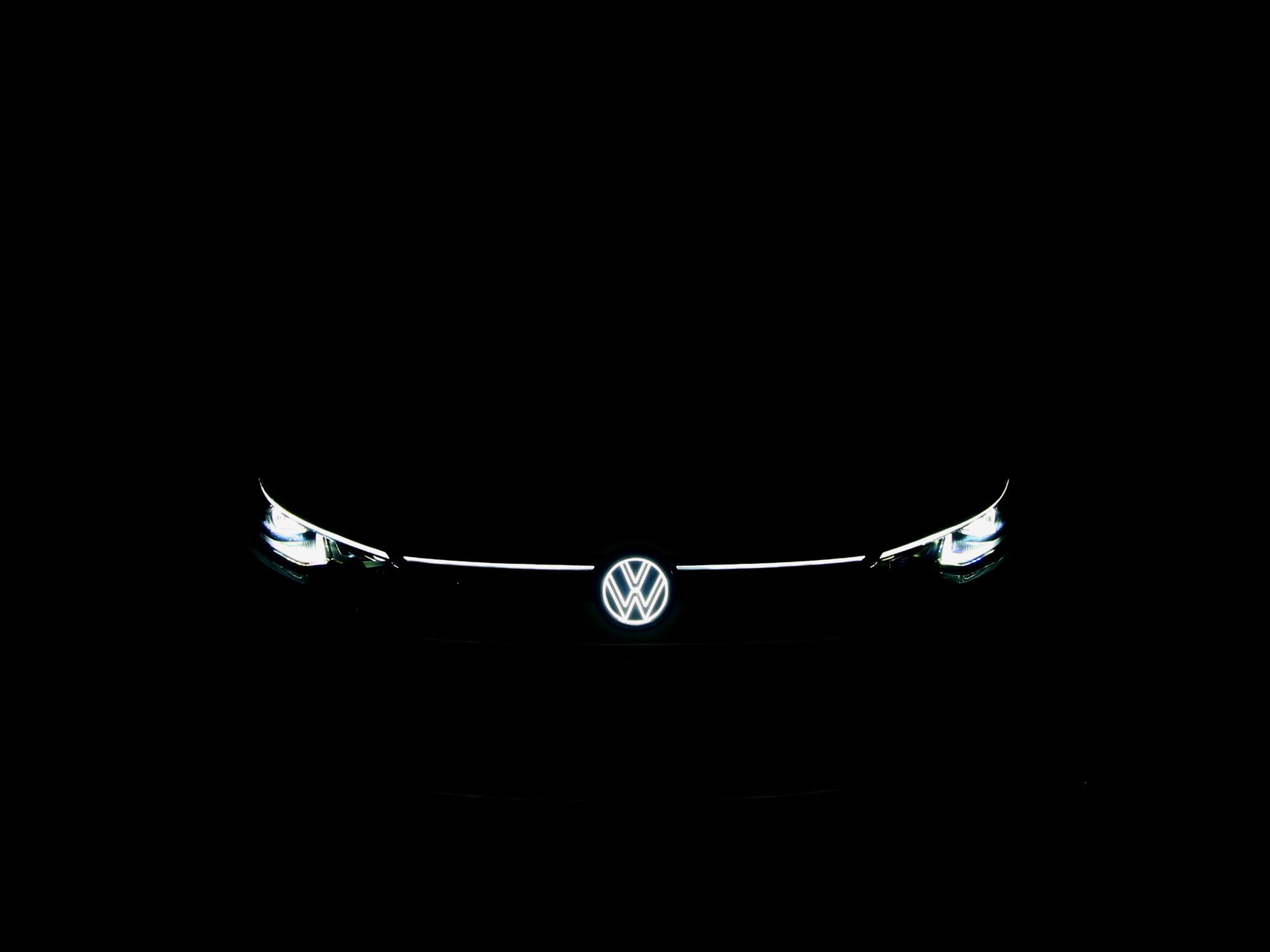 VW Golf VIII 2.0 TDI R-Line DSG