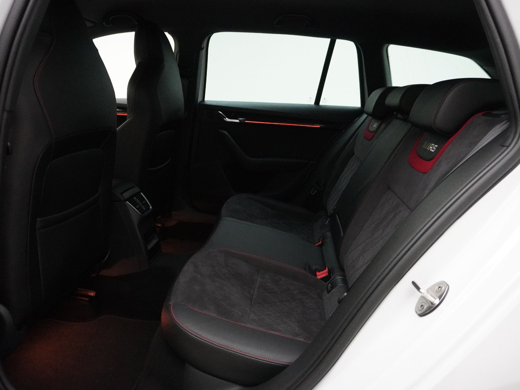 SKODA Octavia Combi 2.0 TSI DSG RS