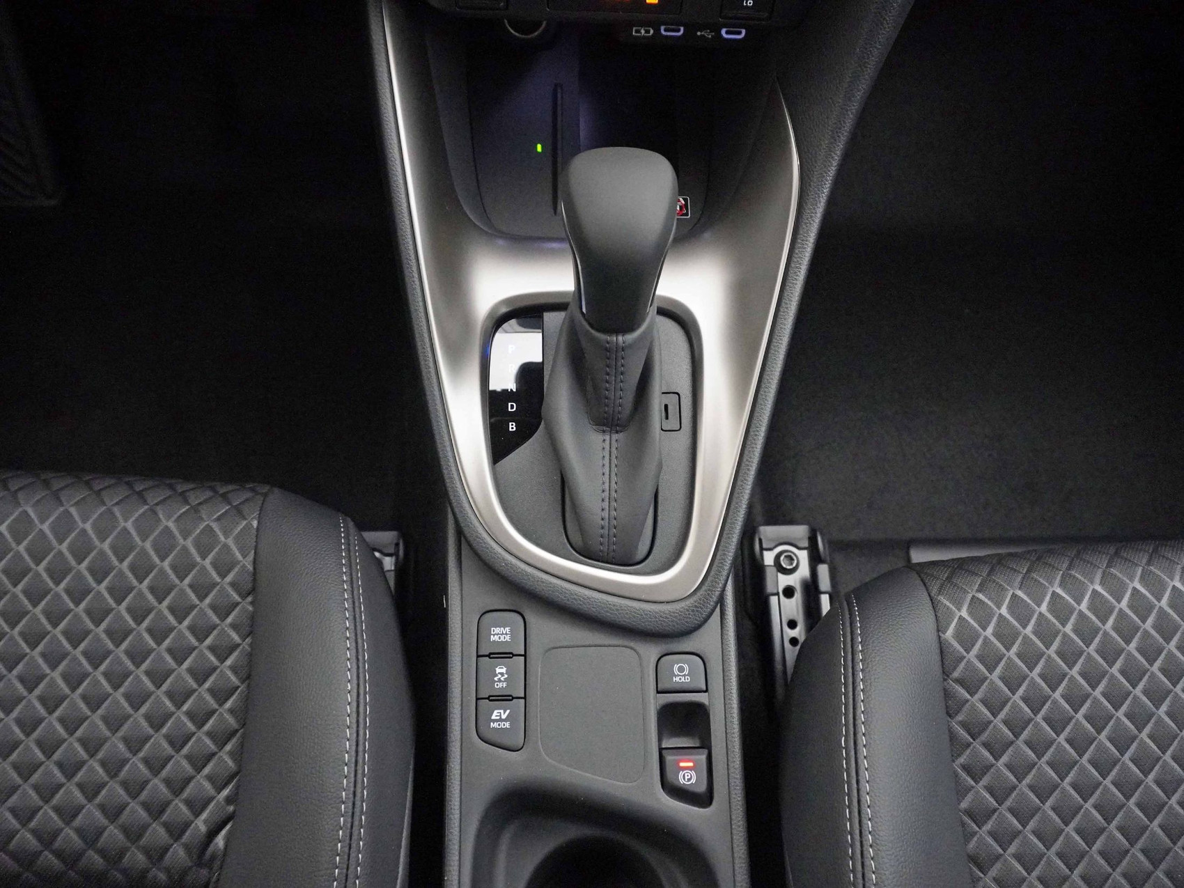 MAZDA 2 1.5 Hybrid Homura