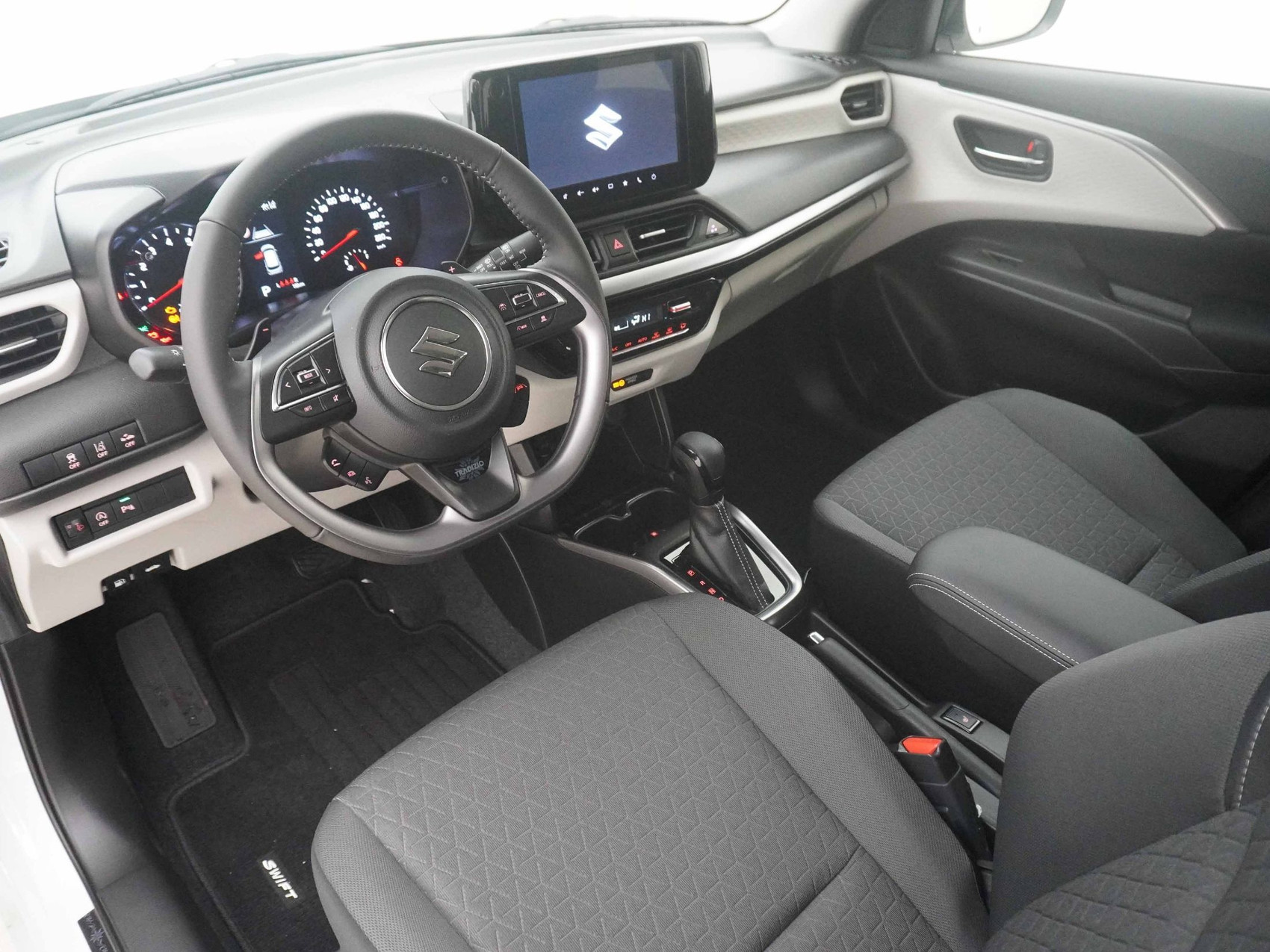 SUZUKI Swift 1.2 Tradizio Top Hybrid
