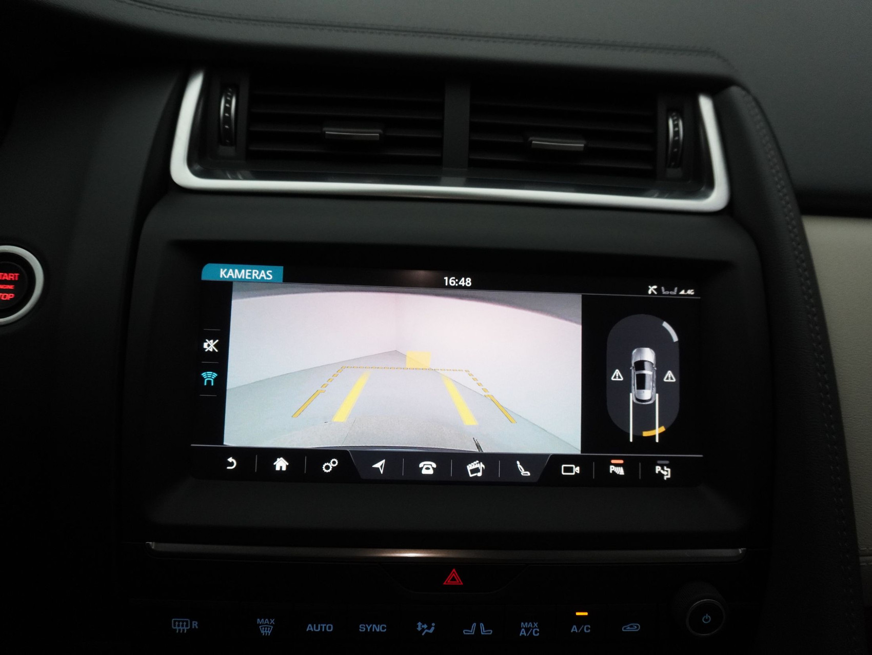 JAGUAR E-Pace 2.0 T SE AWD