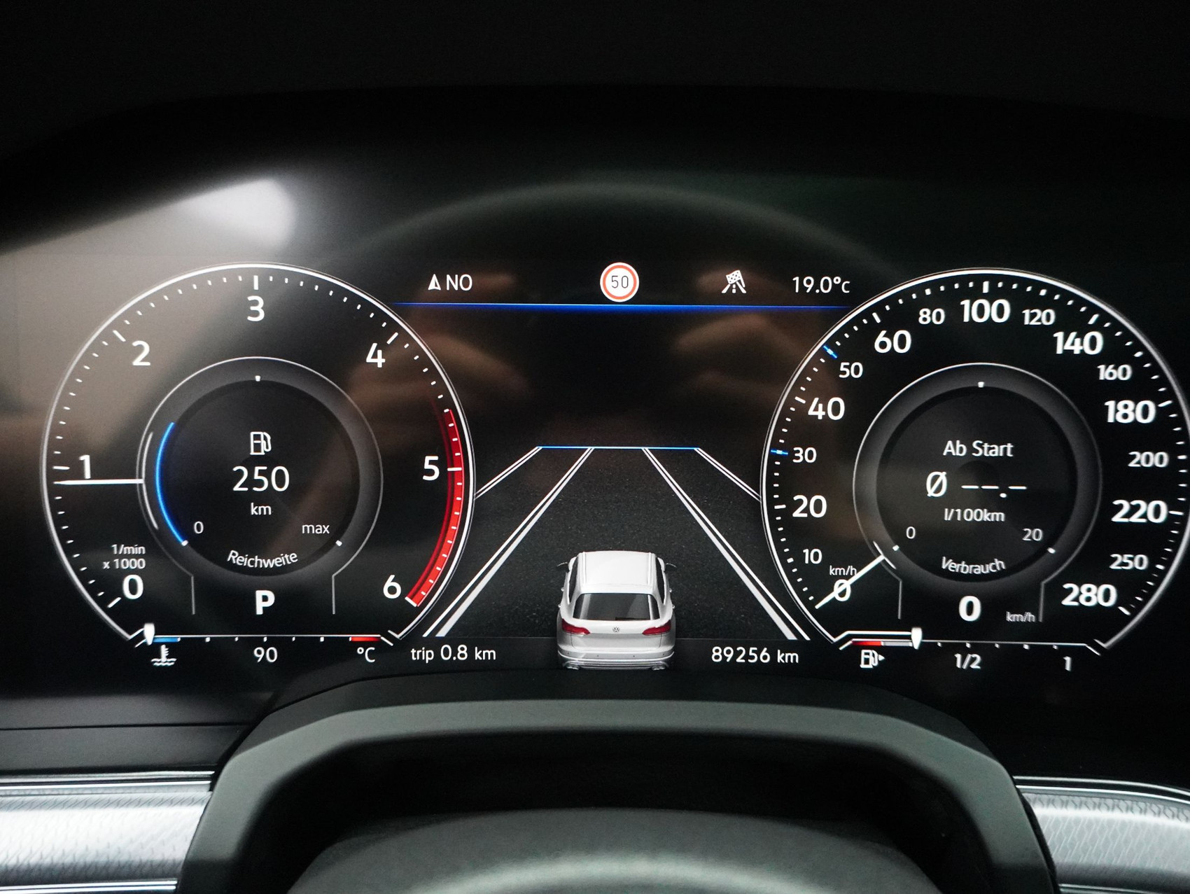 VW Touareg 3.0 V6 TDI R-Line 4Motion