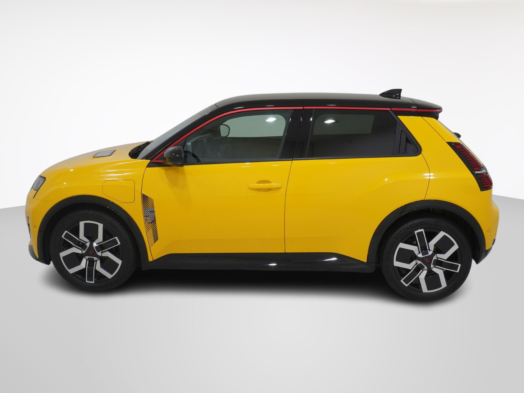 RENAULT 5 E-Tech Comfort Range iconic