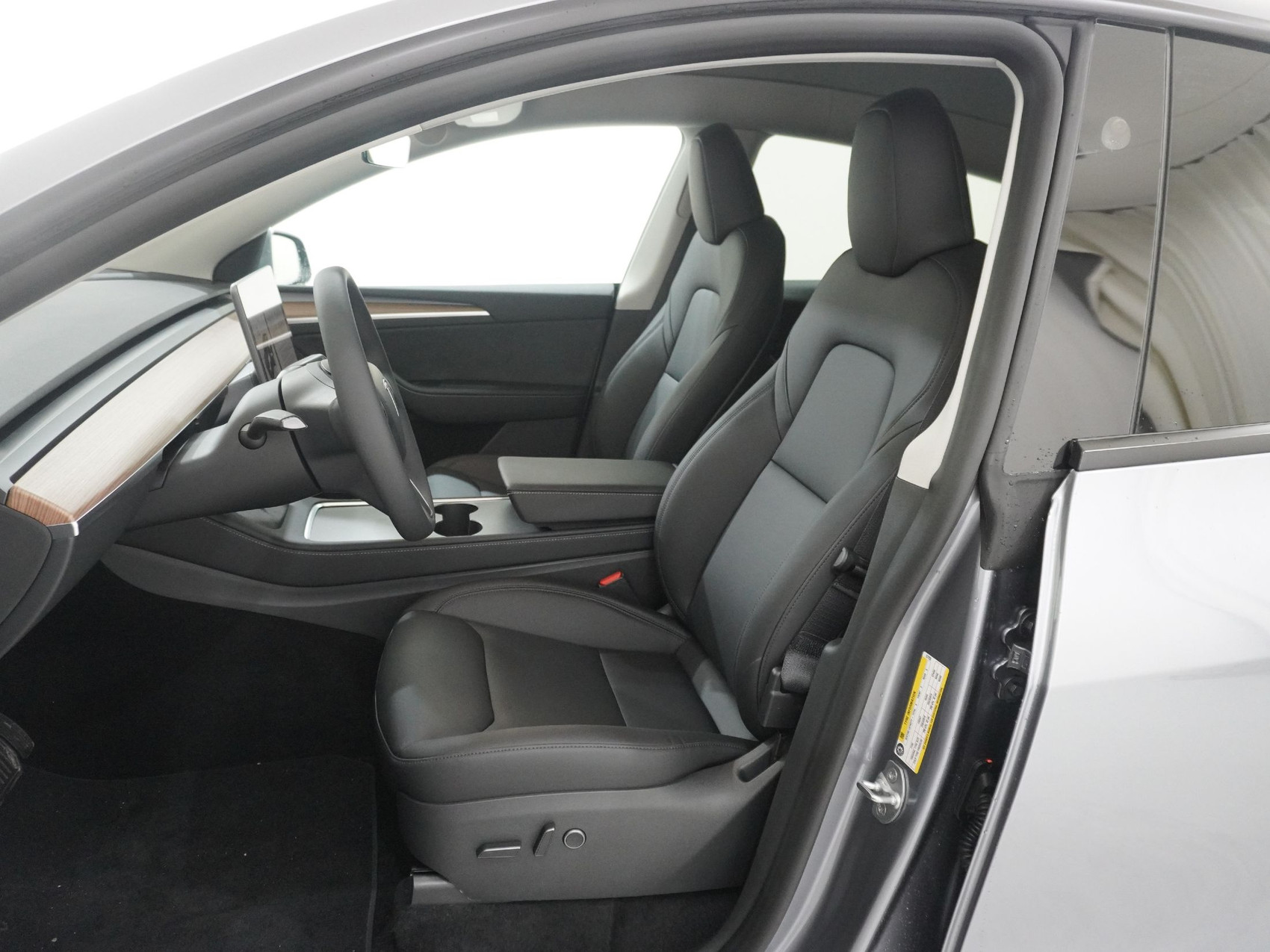 TESLA Model Y Long Range Dual AWD