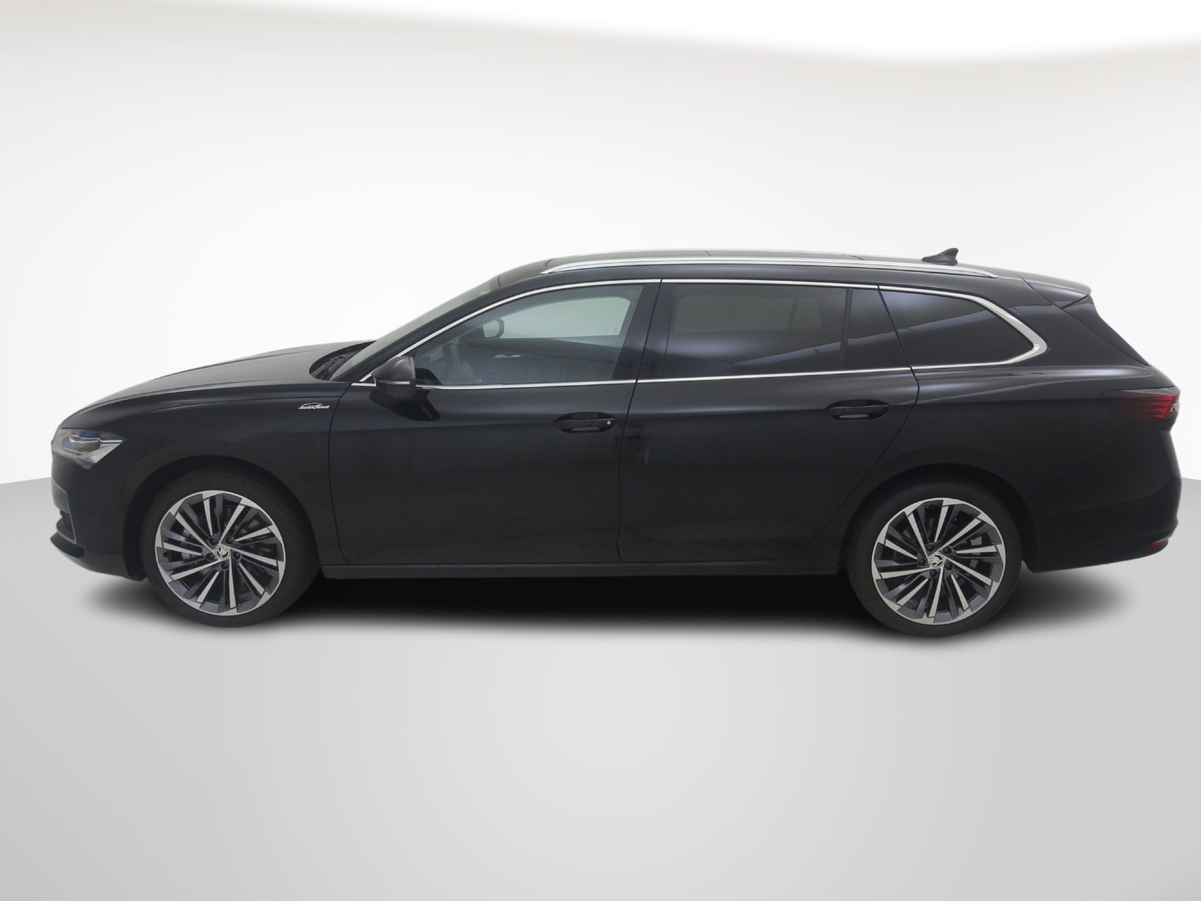 SKODA Superb 2.0 TDI L&K 4×4