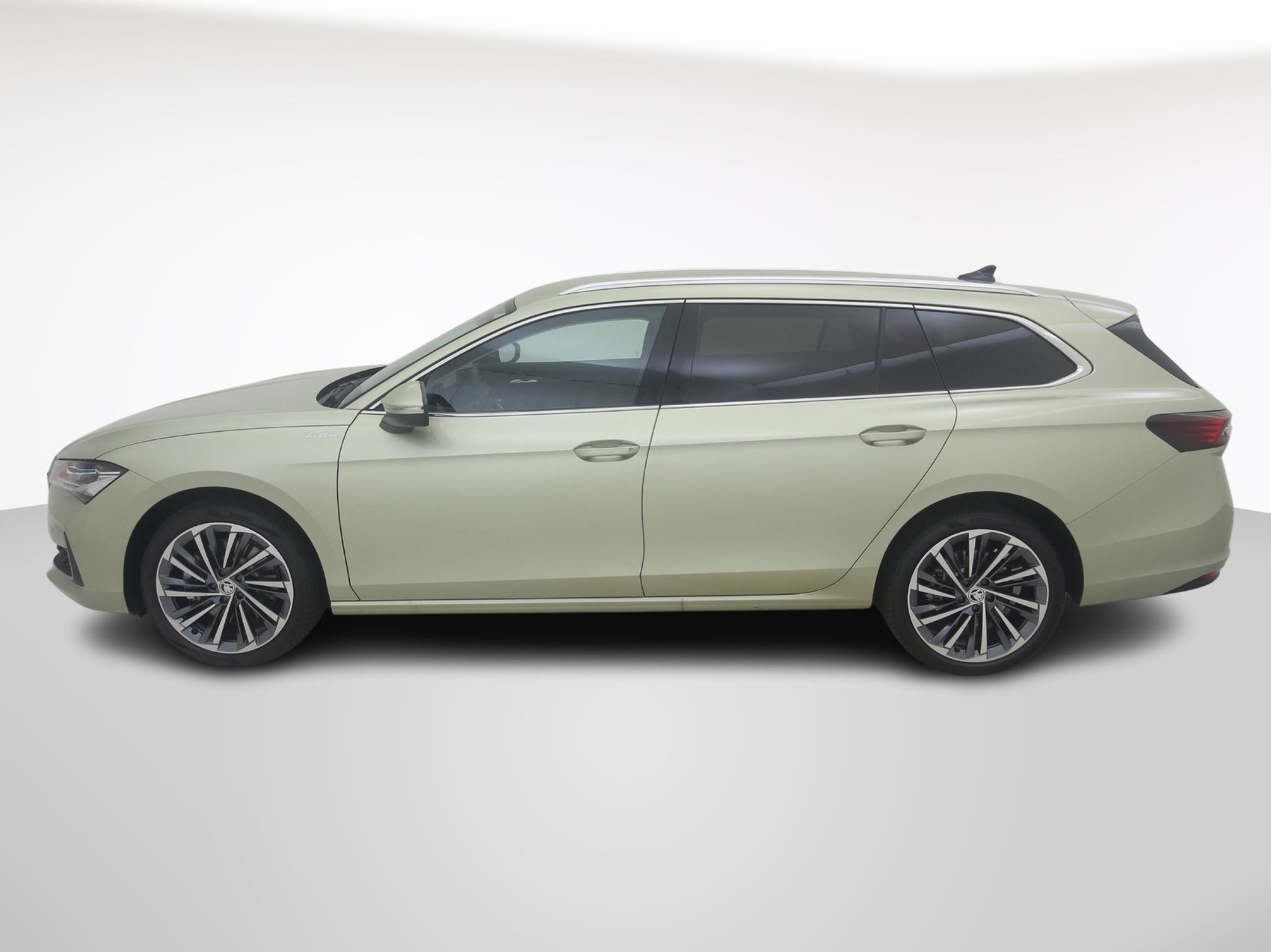 SKODA Superb 2.0 TSI L&K 4×4 DSG