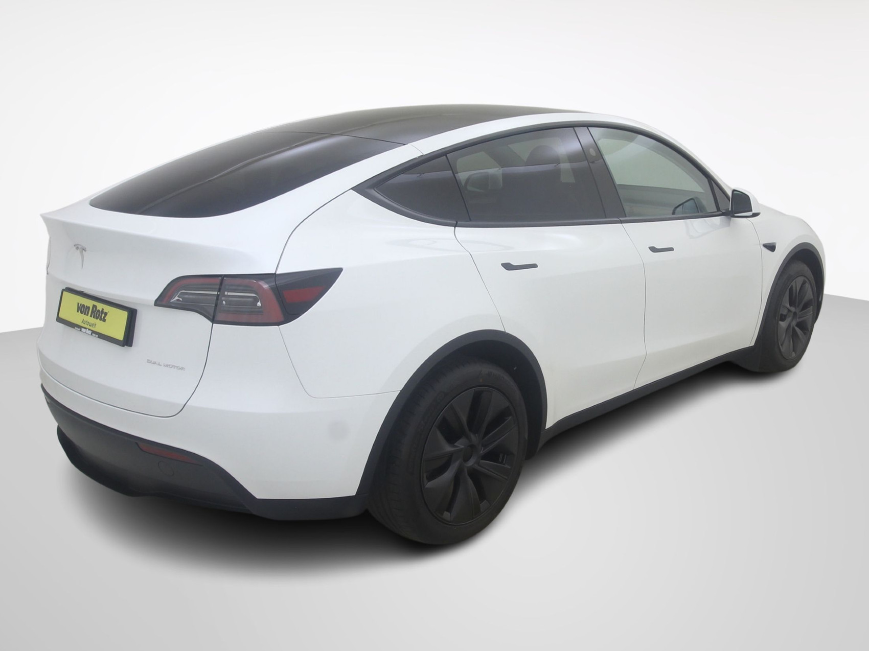 TESLA Model Y Long Range Dual AWD