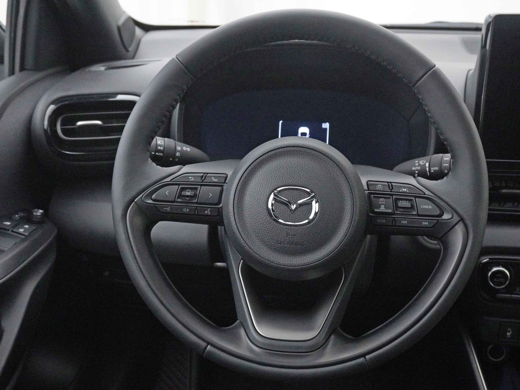 MAZDA 2 1.5 Hybrid Homura Plus