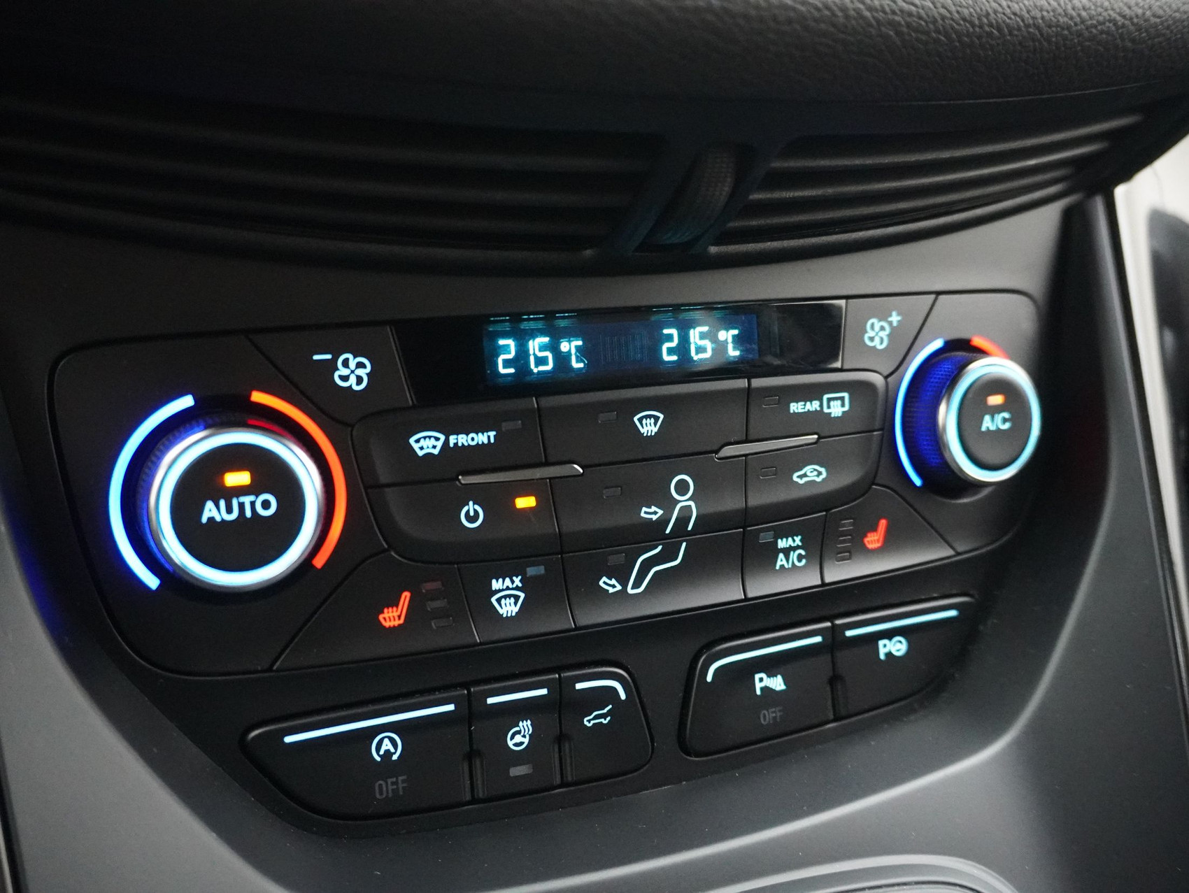 FORD Kuga 2.0 TDCi ST-Line