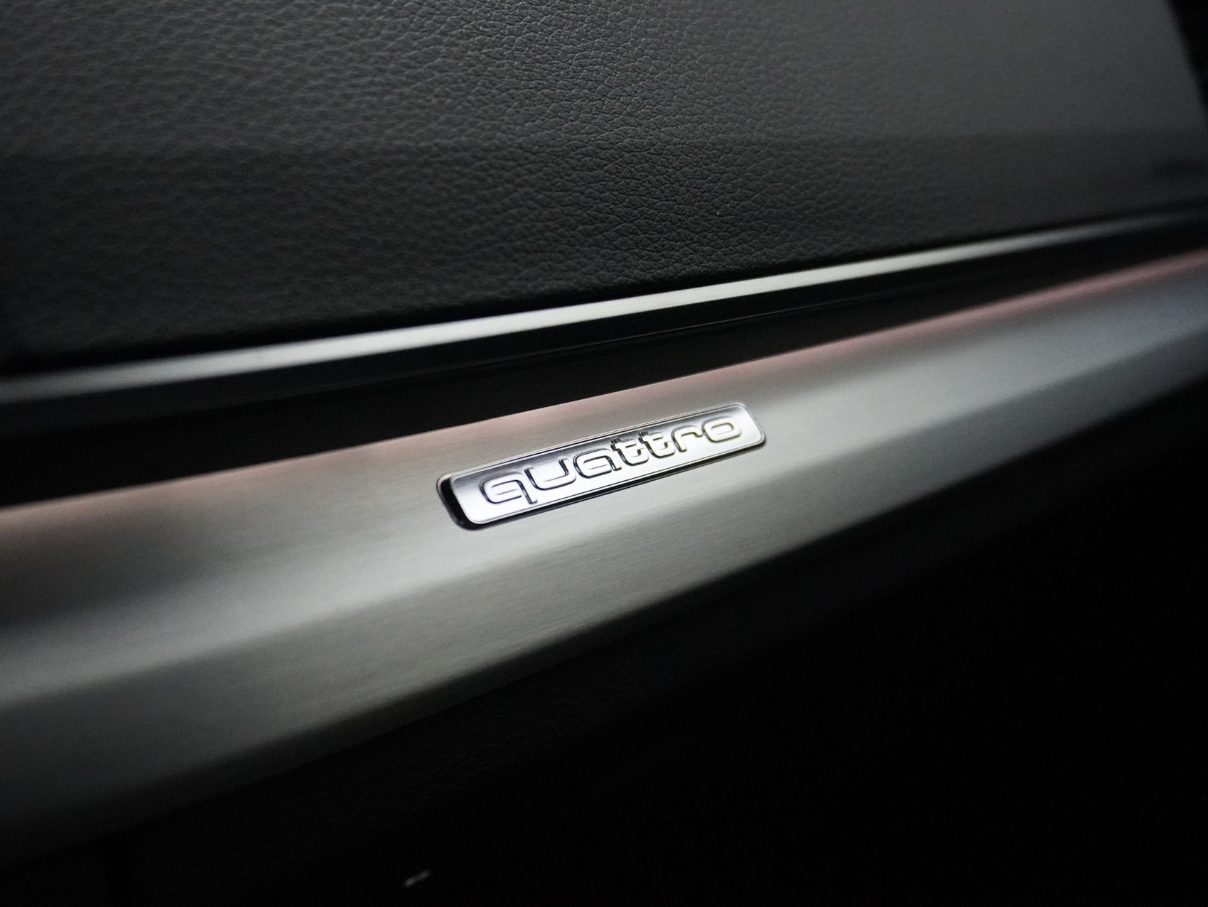 AUDI Q5 45 TFSI S Line quattro S-Tronic **Anhängerkupplung + Standheizung**
