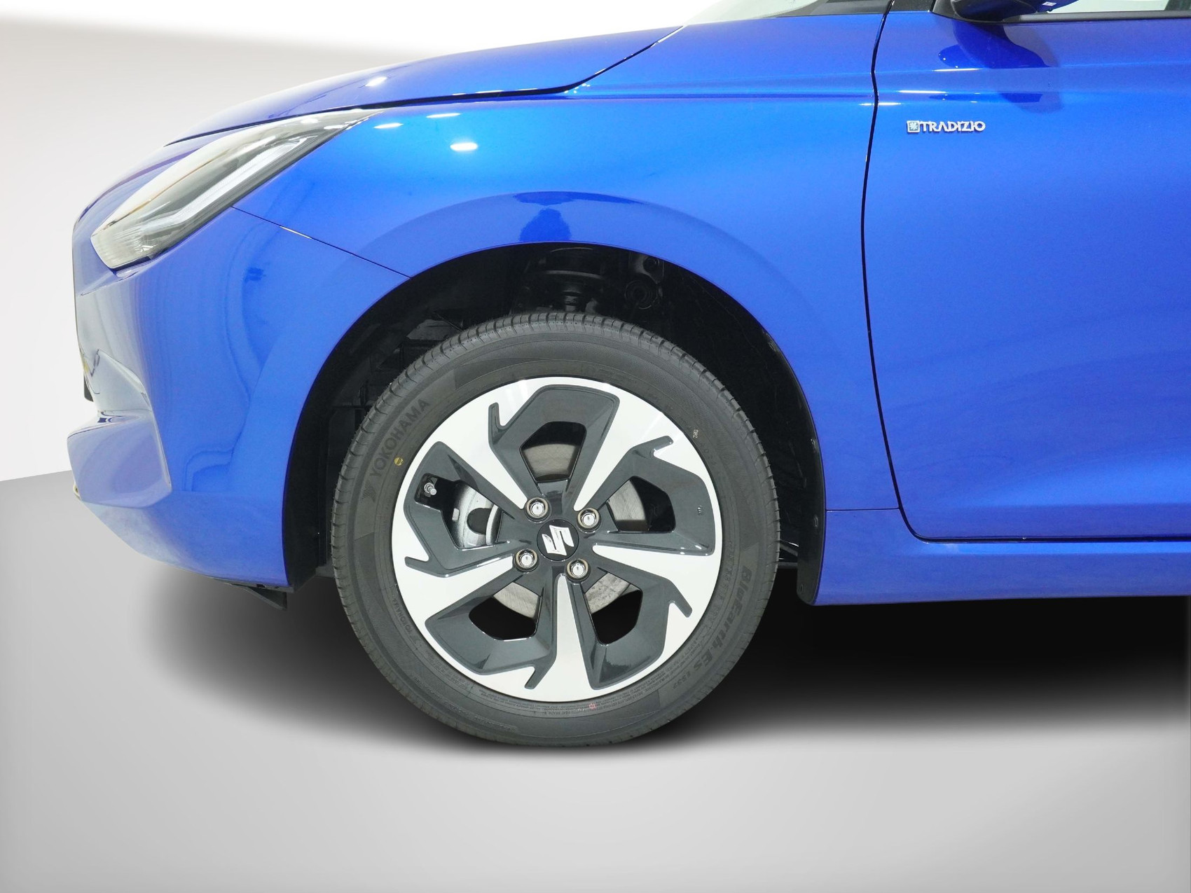 SUZUKI Swift 1.2 Tradizio Top Hybrid 4×4
