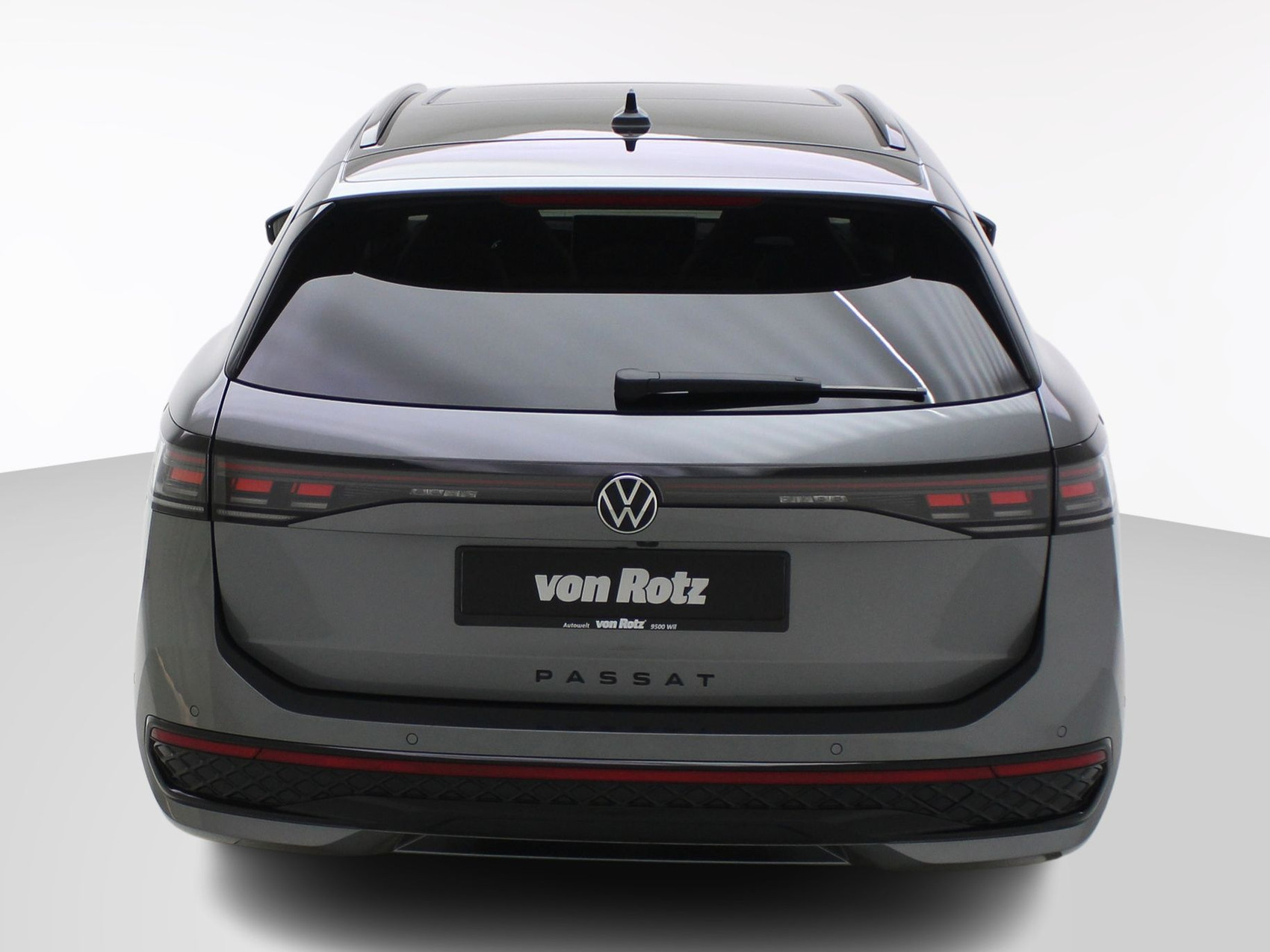 VW Passat Variant 2.0 TSI DSG R-Line 4Motion **R-Line Signature**