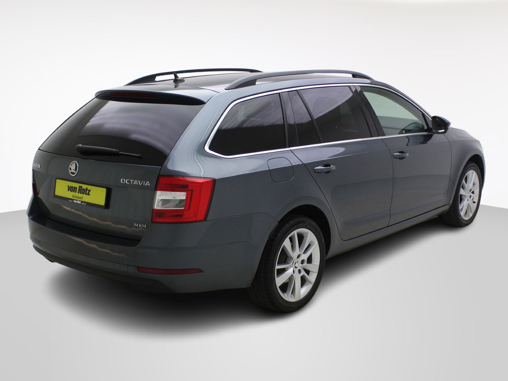SKODA Octavia Combi 2.0 TSI DSG Style 4×4