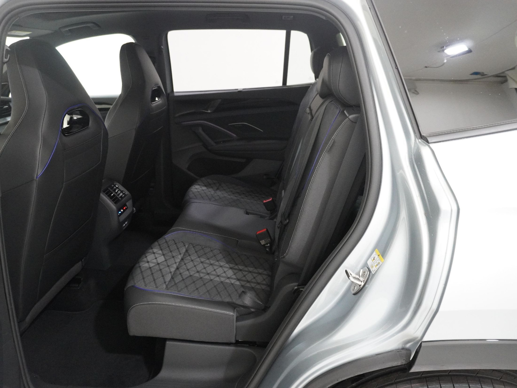 VW Tayron 2.0 TDI R-Line DSG 4motion