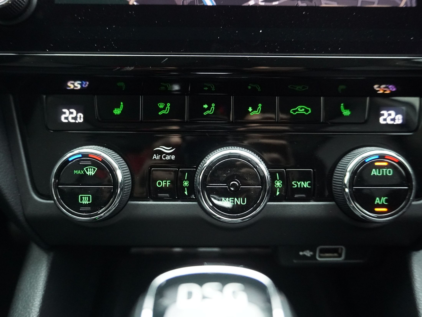 SKODA Octavia Combi 2.0 TSI DSG Style 4×4