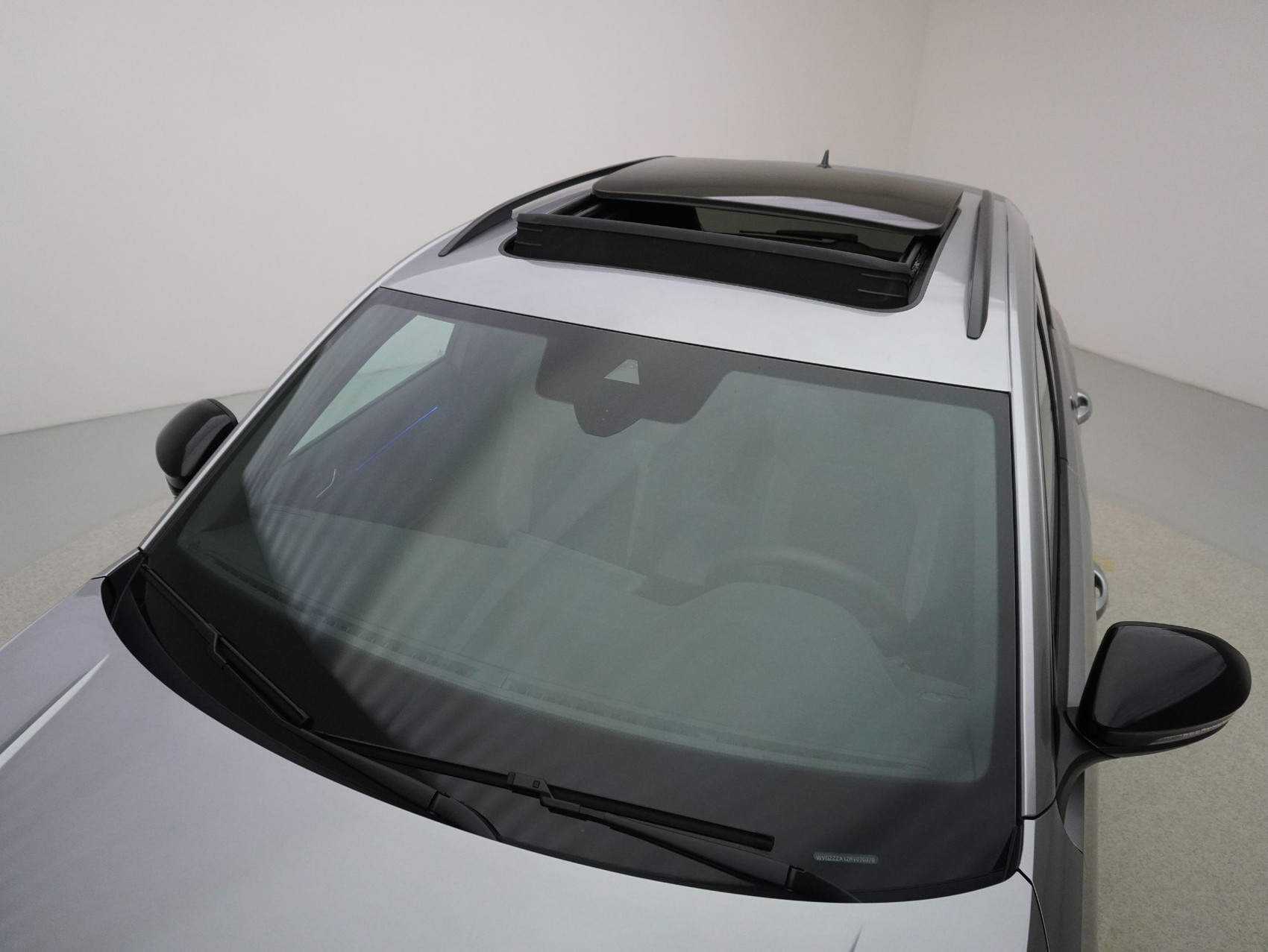 VW T-Roc 2.0 TSI DSG R Black Style 4Motion **Panoramaglasdach**