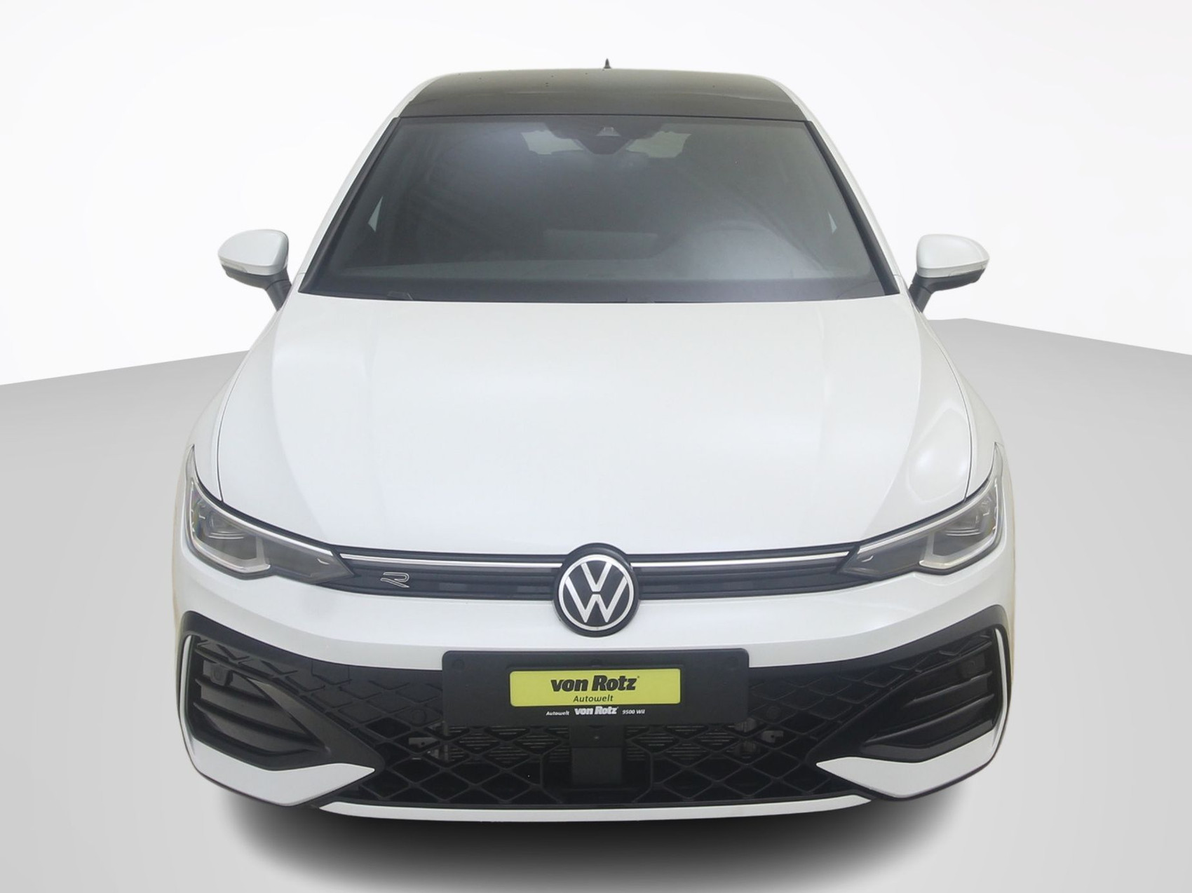 VW Golf VIII 1.5 eTSI R-Line DSG