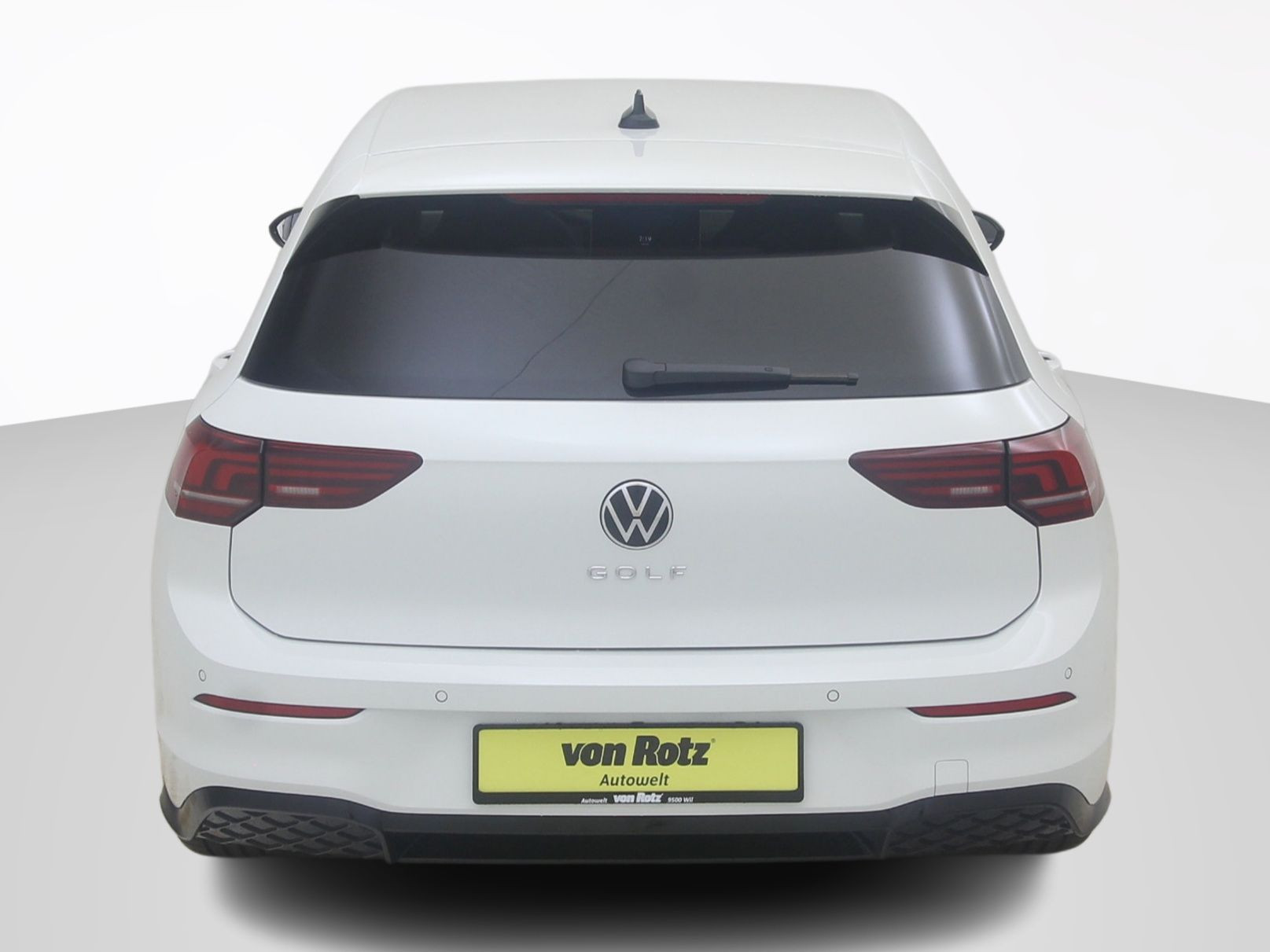 VW Golf VIII 1.5 eTSI R-Line DSG