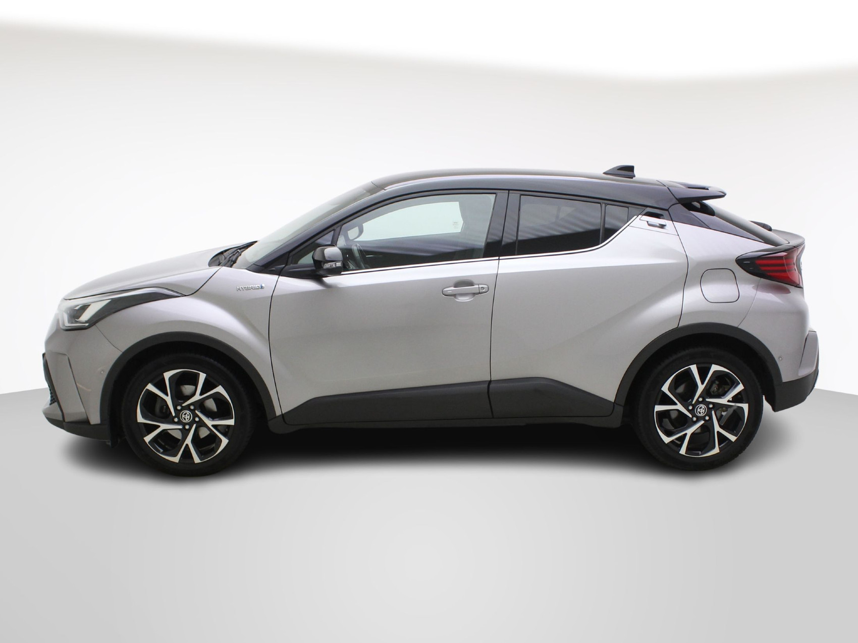 TOYOTA C-HR 2.0 VVTi HSD Trend