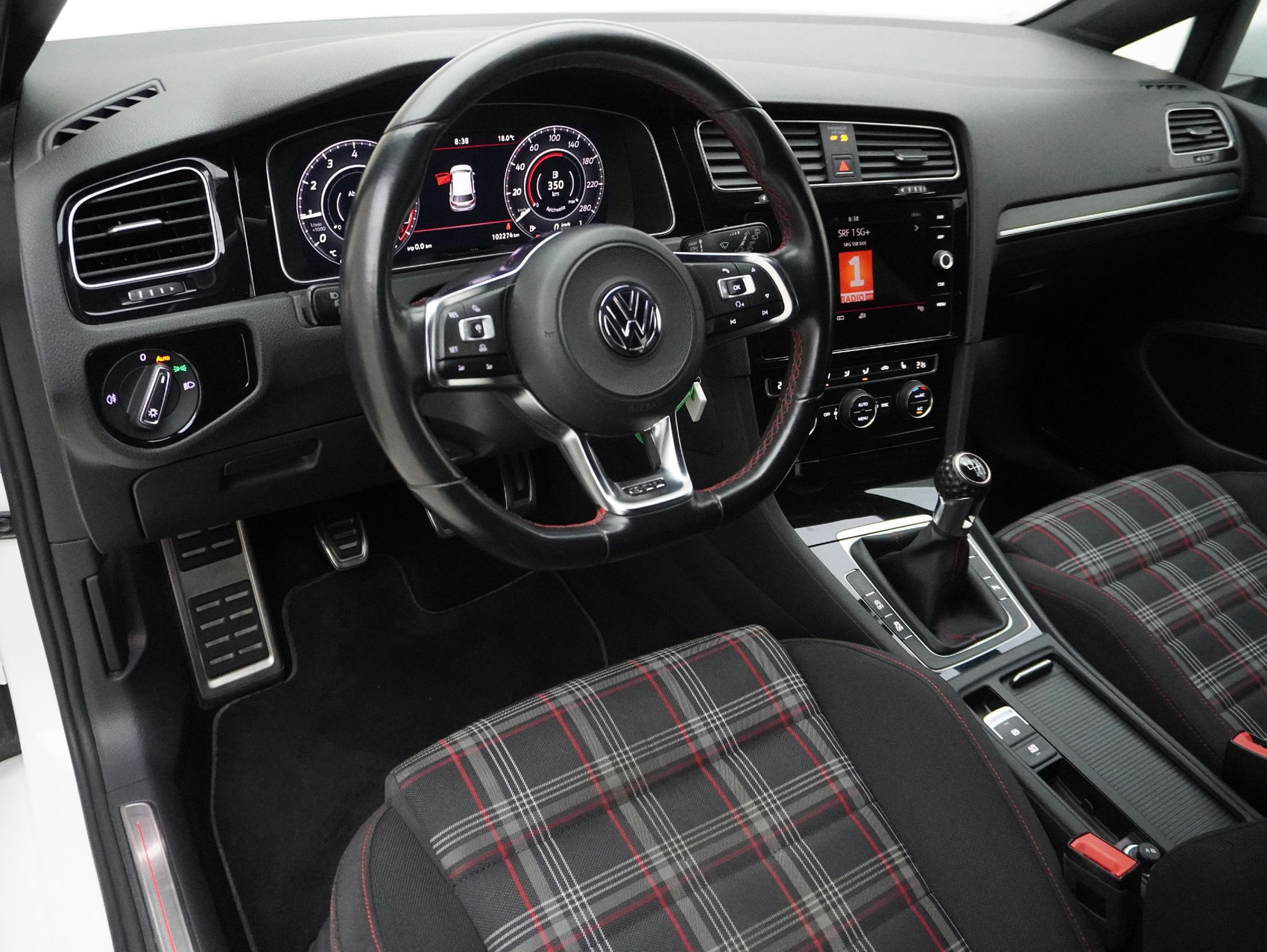 VW Golf 2.0 TSI GTI Performance