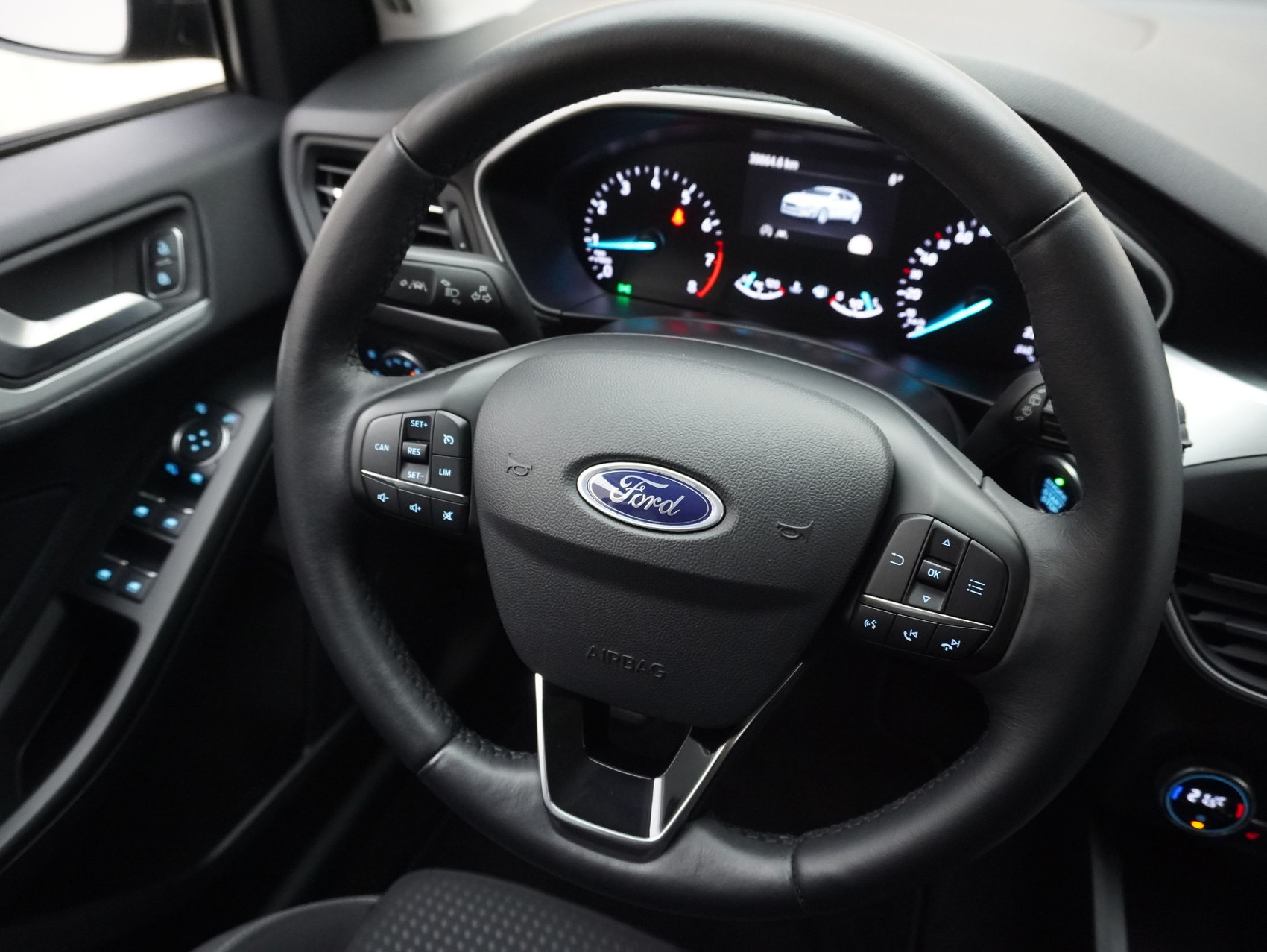 FORD Focus 1.0i EcoB Business