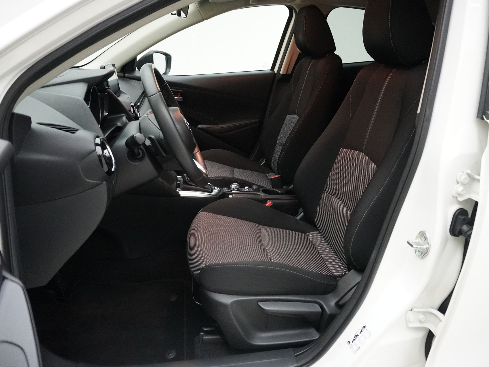 MAZDA 2 1.5 Ambition Plus