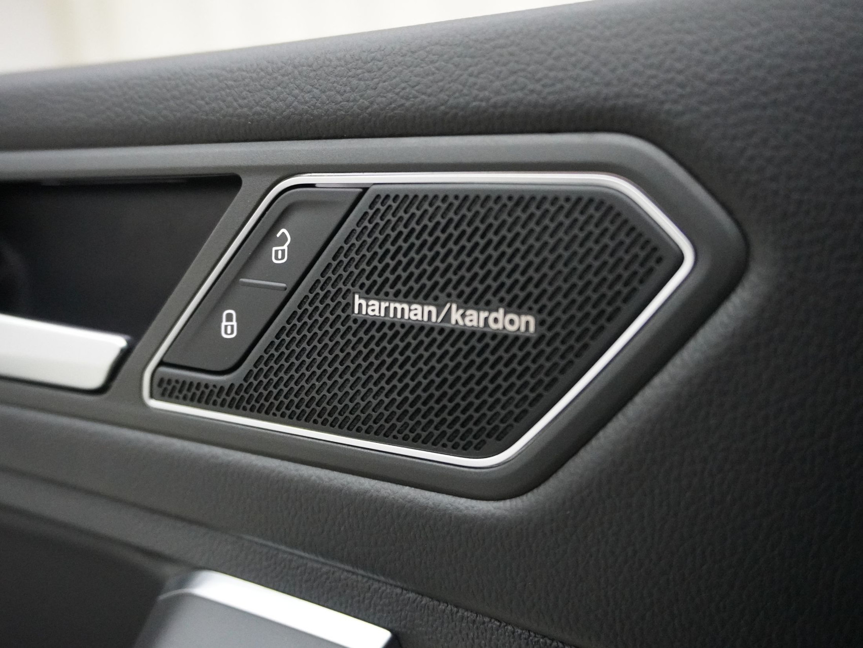 VW Tiguan Allspace 2.0 TSI DSG R-Line 4Motion