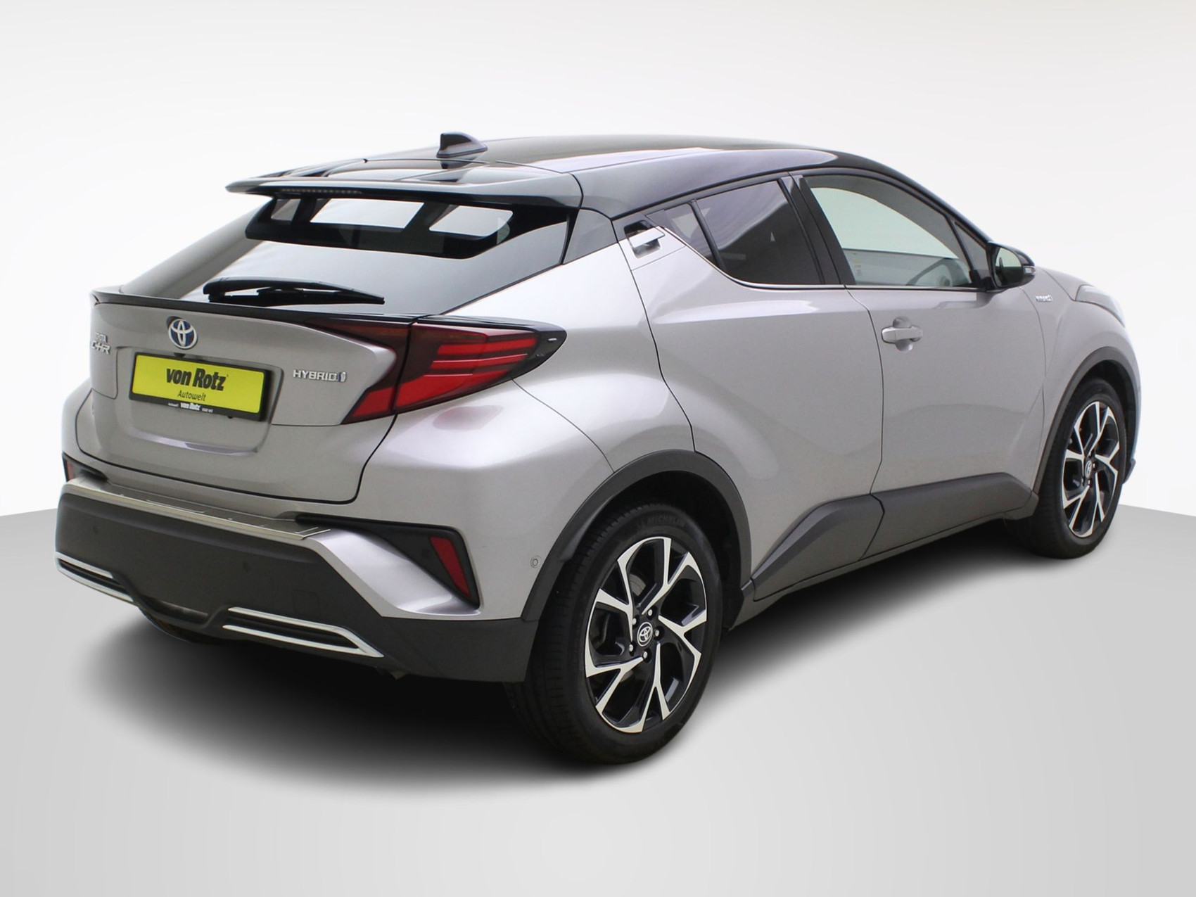 TOYOTA C-HR 2.0 VVTi HSD Trend