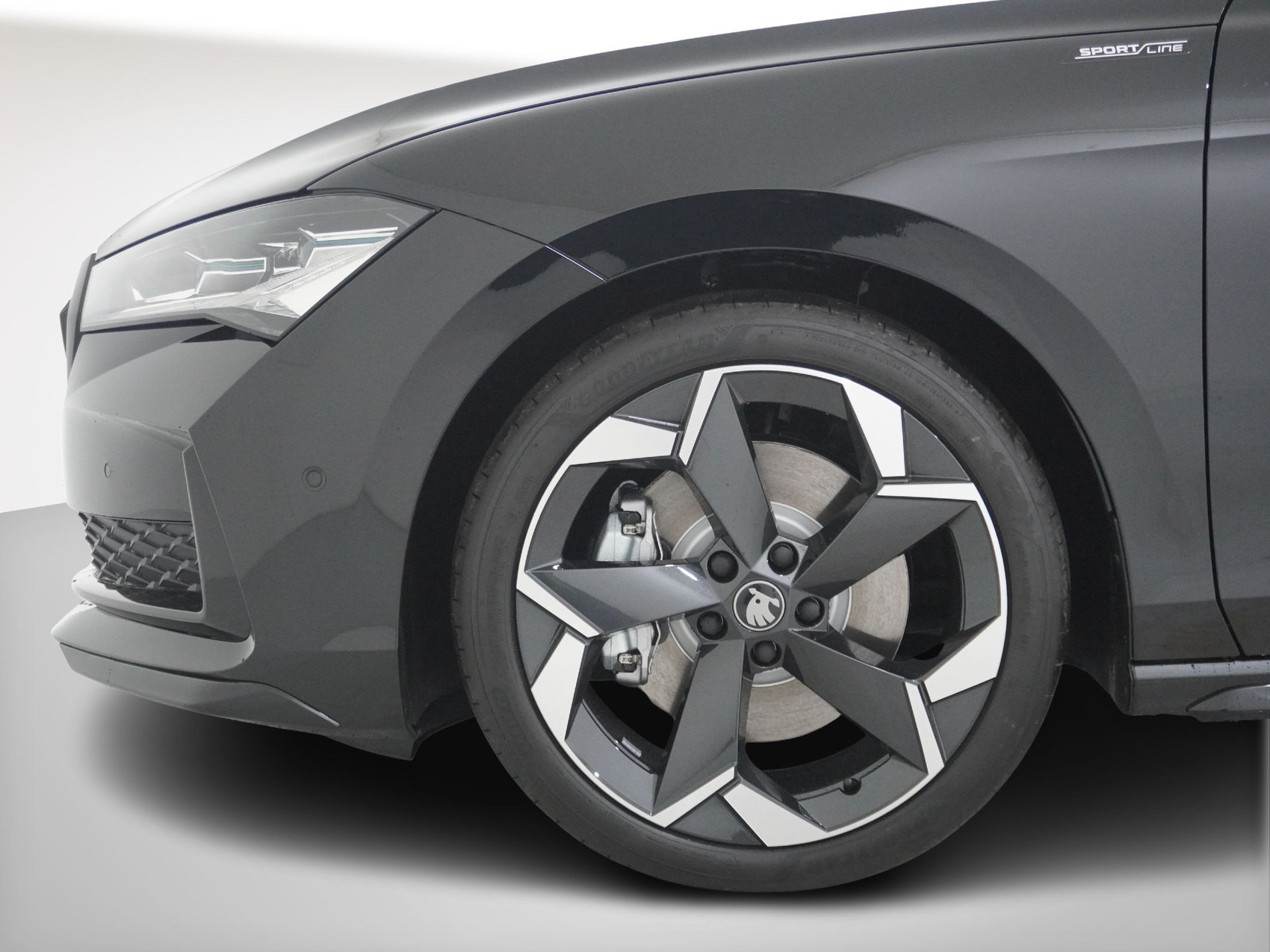SKODA Superb 2.0 TSI Sportline 4×4 DSG
