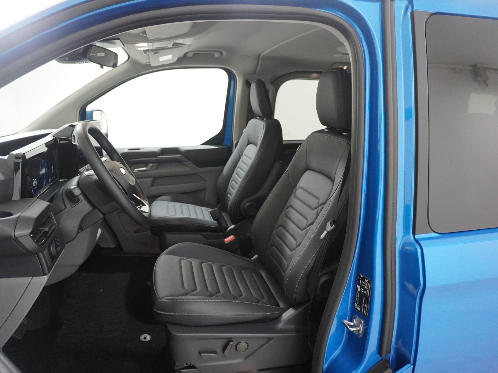 FORD Tourneo Custom 320 L1 2.0 TDCI Titanium