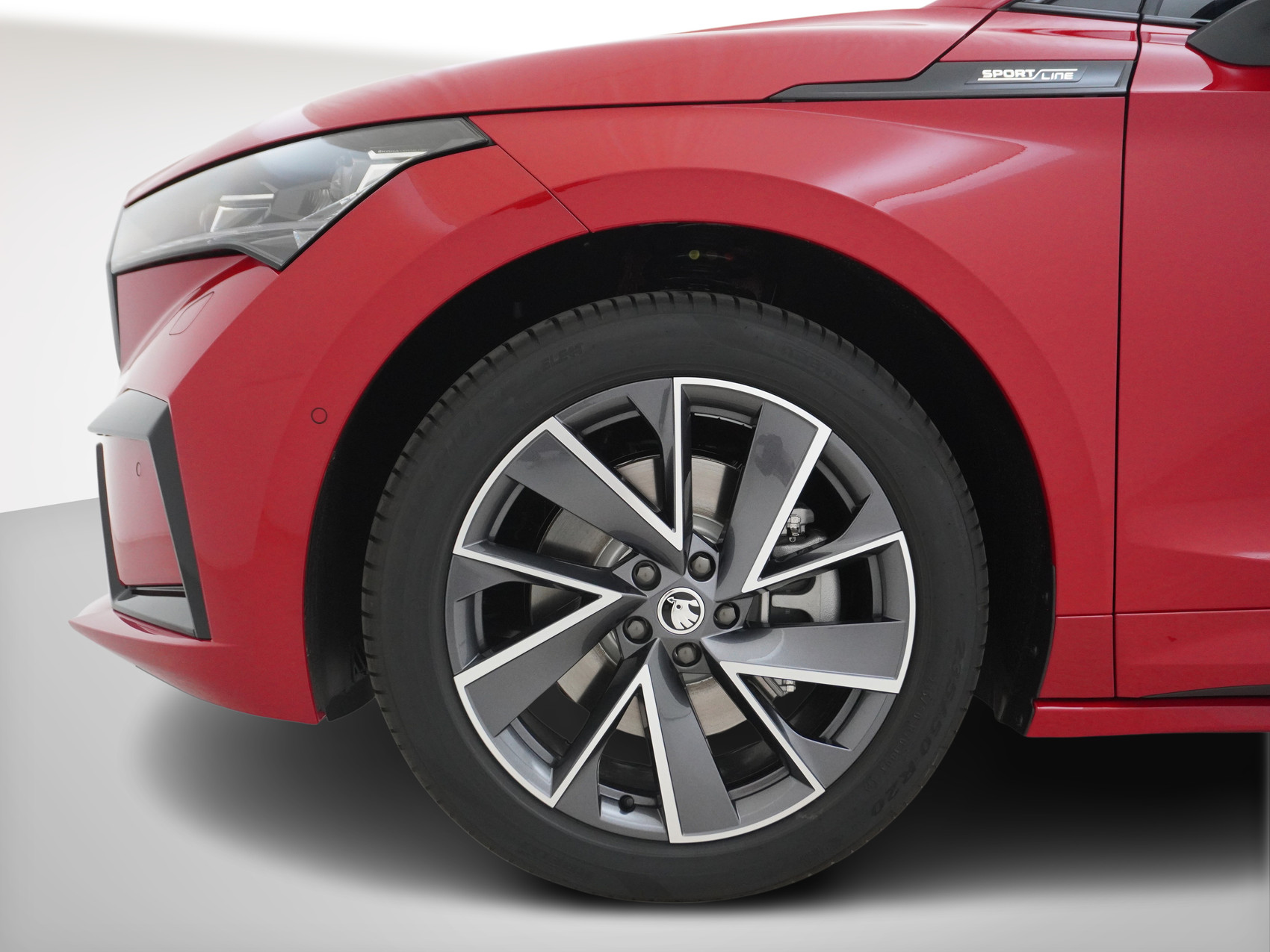 SKODA Enyaq iV 80x Sport Line
