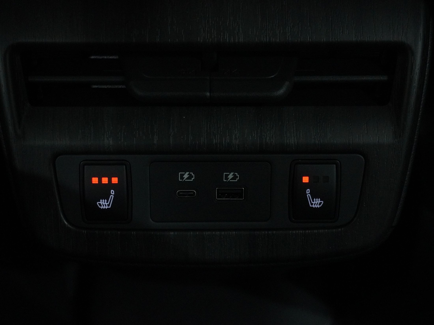 NISSAN Ariya Evolve 400 e-4orce