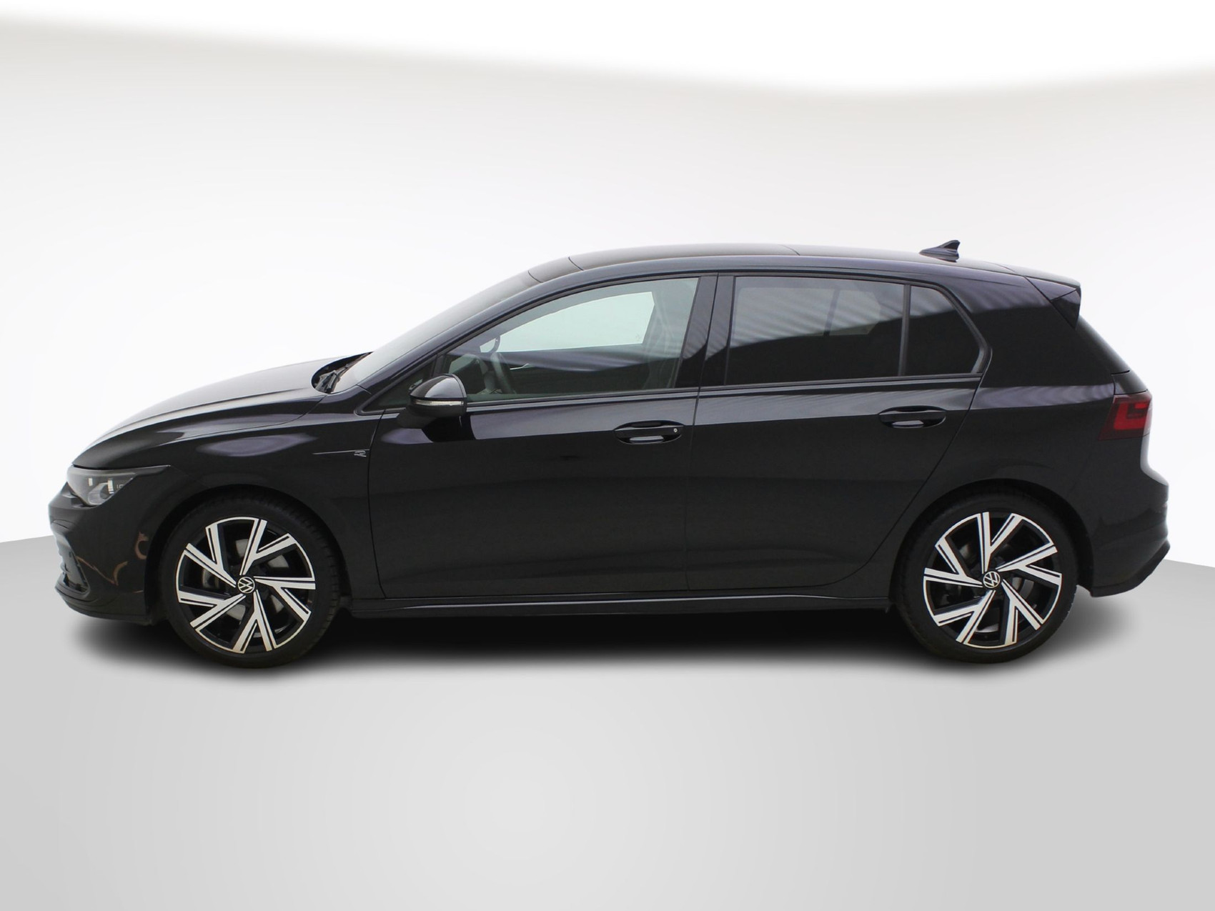 VW Golf 8 2.0 TSI DSG R-Line Black Style 4Motion **Panoramaglasdach**