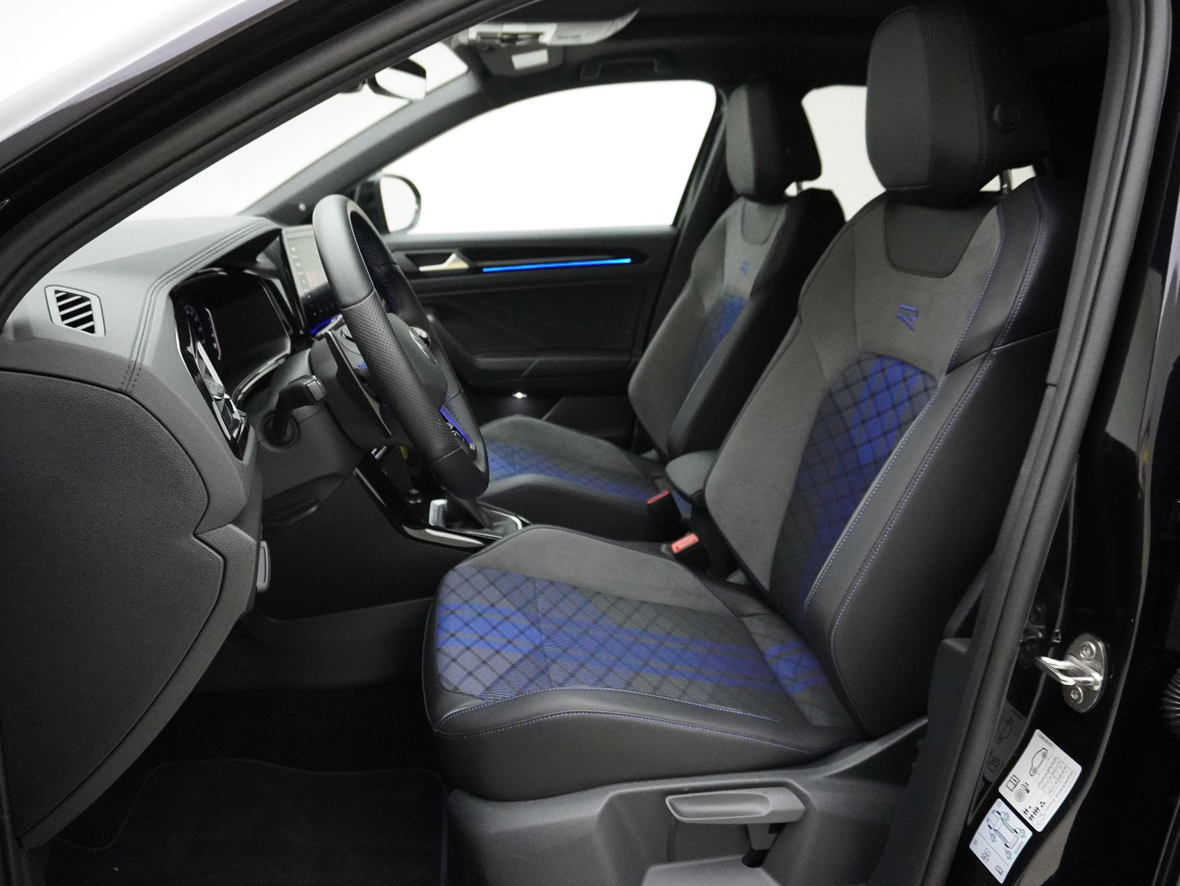VW T-Roc 2.0 TSI DSG R Black Style 4Motion **Panoramaglasdach**